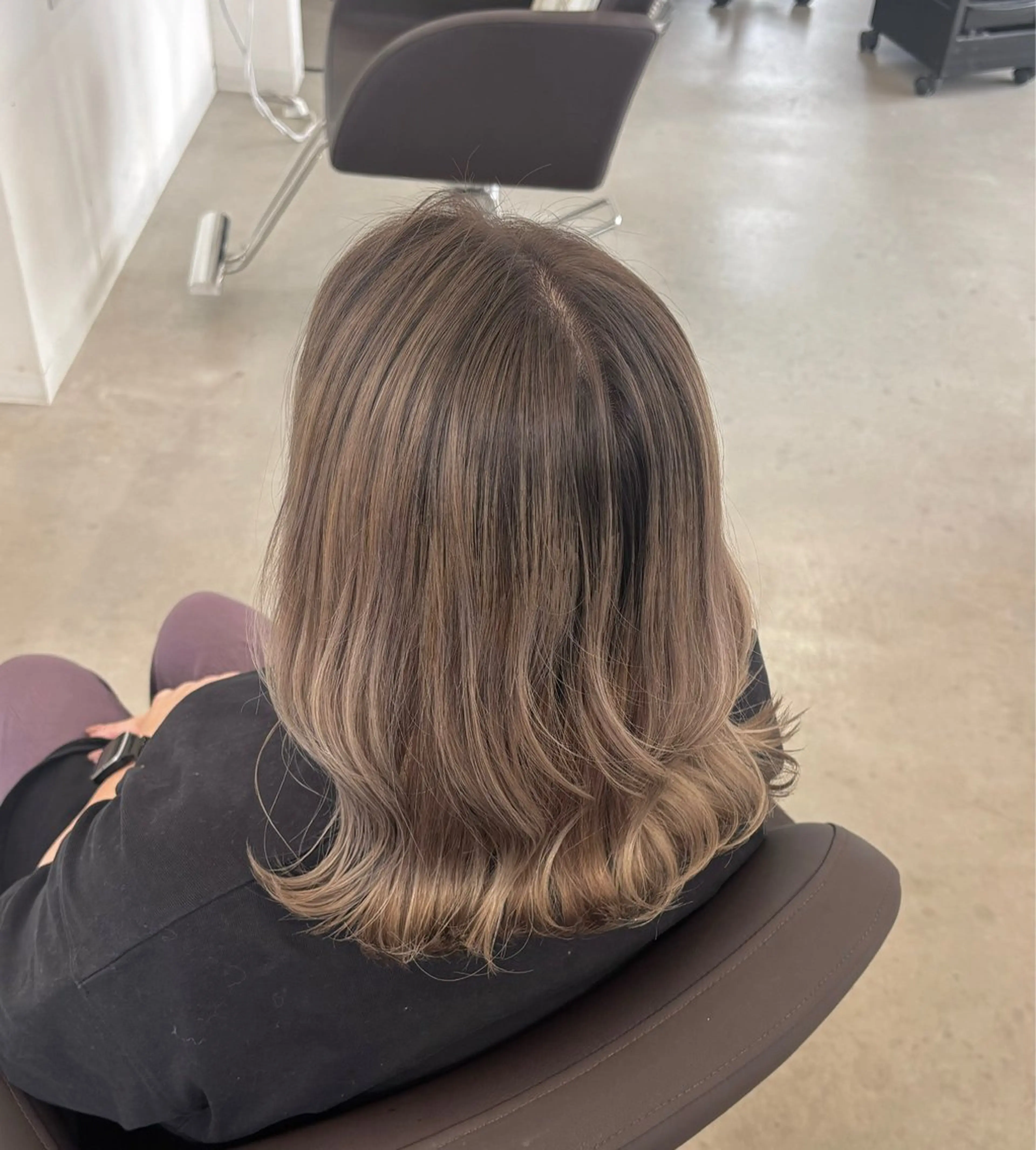 ミディアム Nn-ｴﾇ- aikoのヘアスタイル