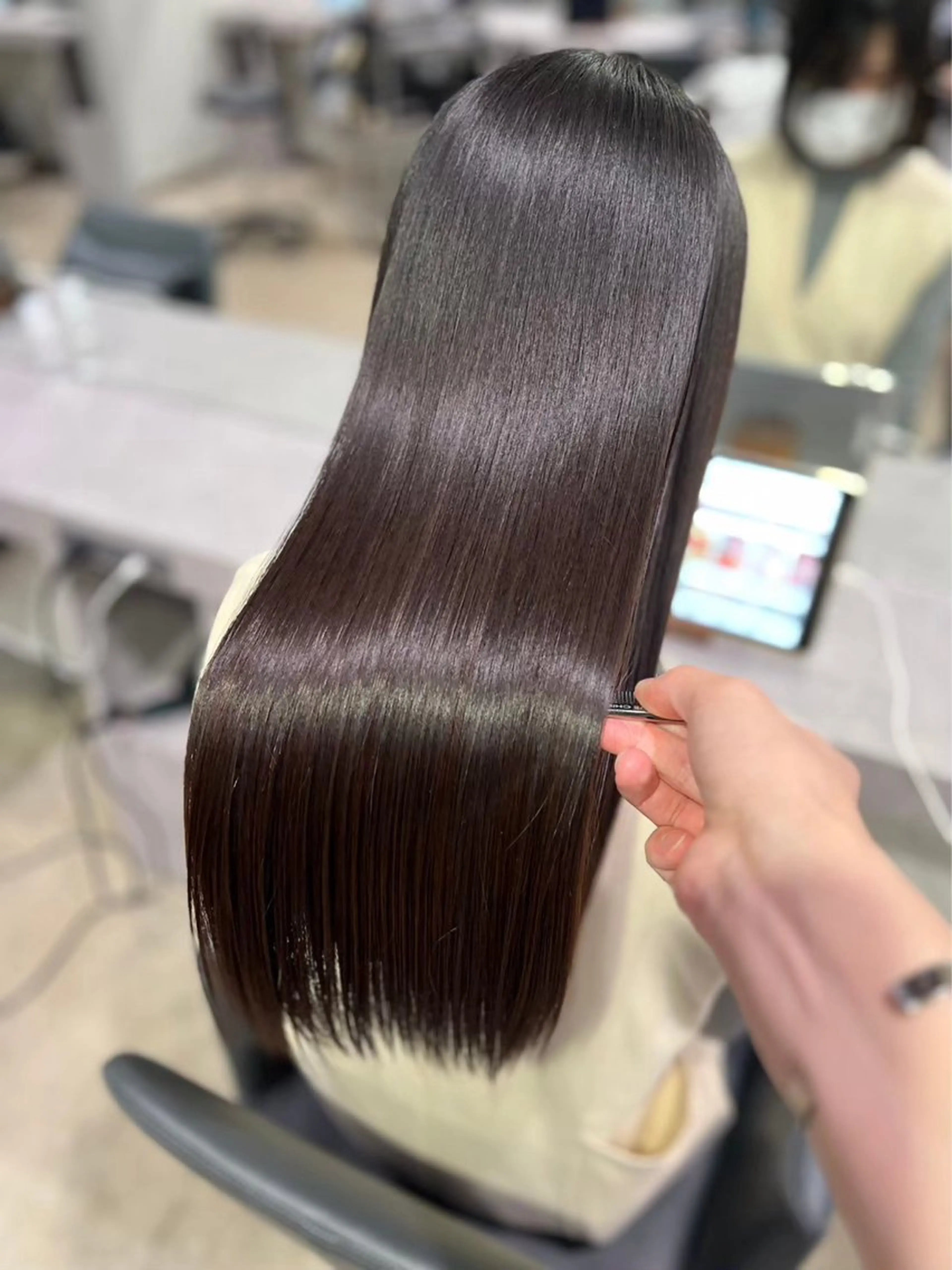 ロング 【ヤバ髪から美髪へ】 縮毛矯正特化アチワのヘアスタイル