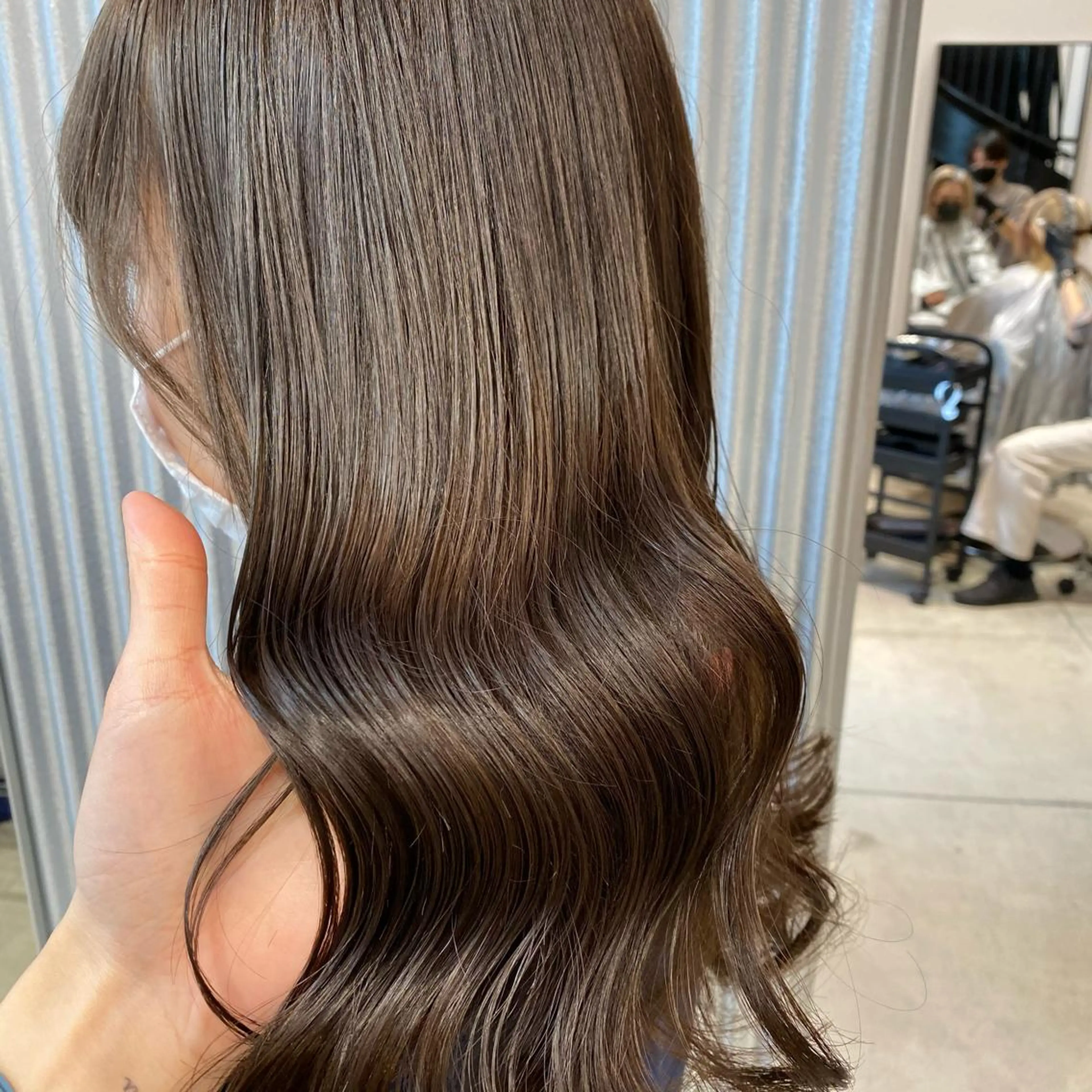 ミディアム カラー ヘアアレンジ ベージュカラー 透明感カラー グレージュ GO TODAY SHAiRE SALON  原宿verno店所属・完全💗マンツーマン marinのヘアスタイル