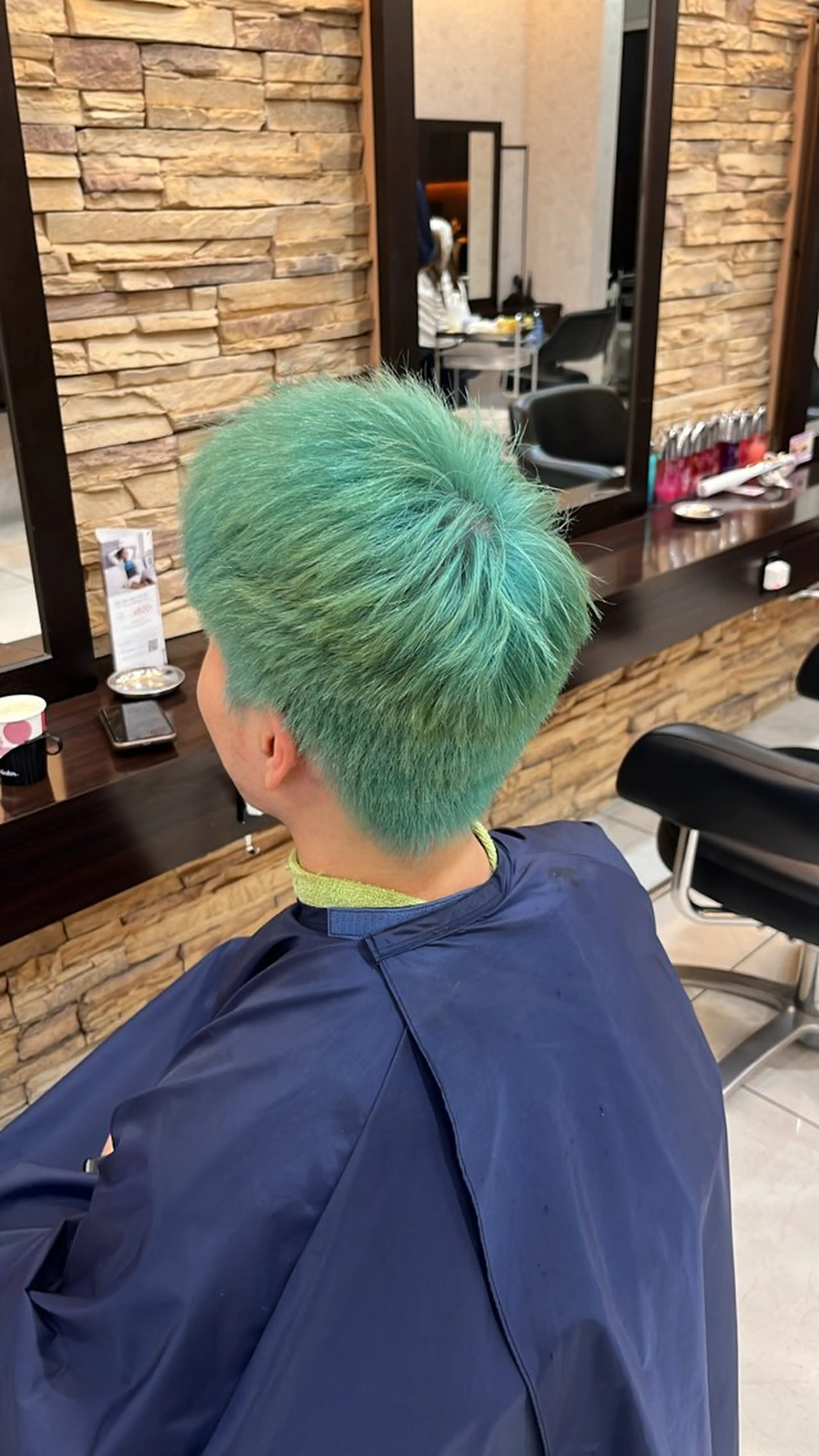 カラー 透明感カラー🩵🩵 韓国ヘアkanatoのヘアスタイル