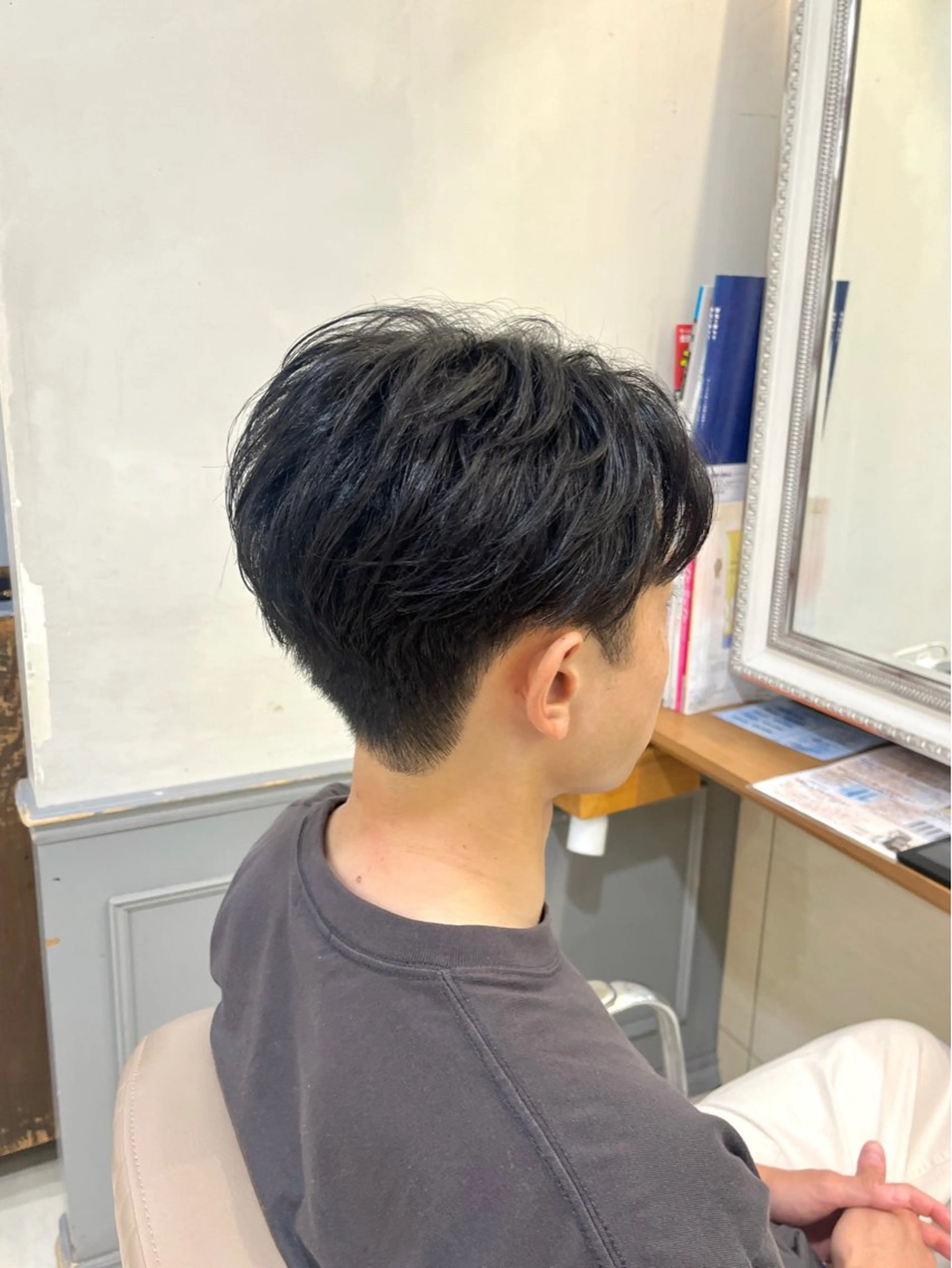 ミディアム メンズ センターパート 刈り上げ メンズカットモデル/ 横浜/佐藤桃香 🦥のヘアスタイル