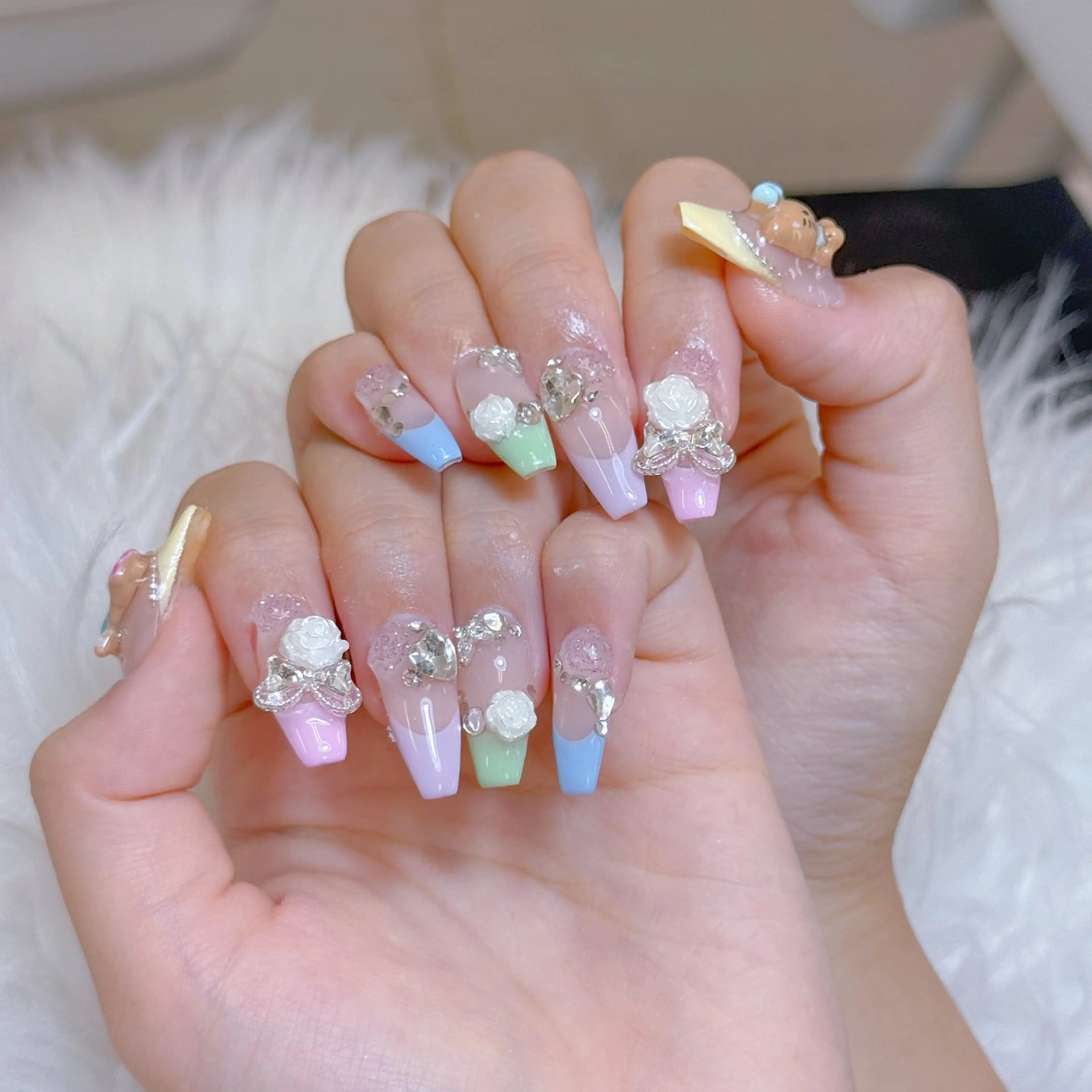 ネイル ハンドネイル ANH NAIL ゴテゴテ専門店💎のネイルデザイン