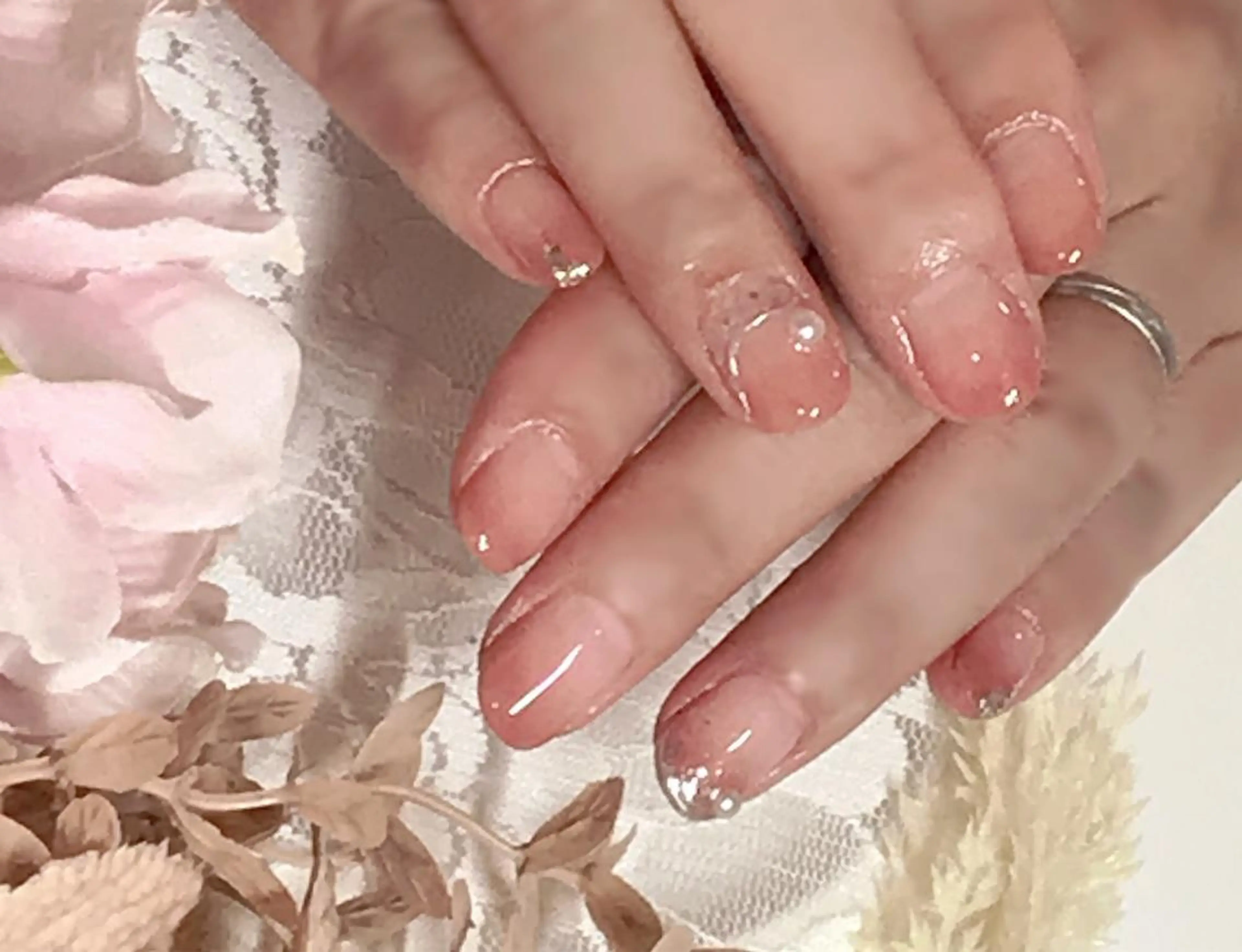 ネイル ジェルネイル グラデーション ラメ(グリッター) オフィスネイル シンプルネイル Nyanco Nailのネイルデザイン