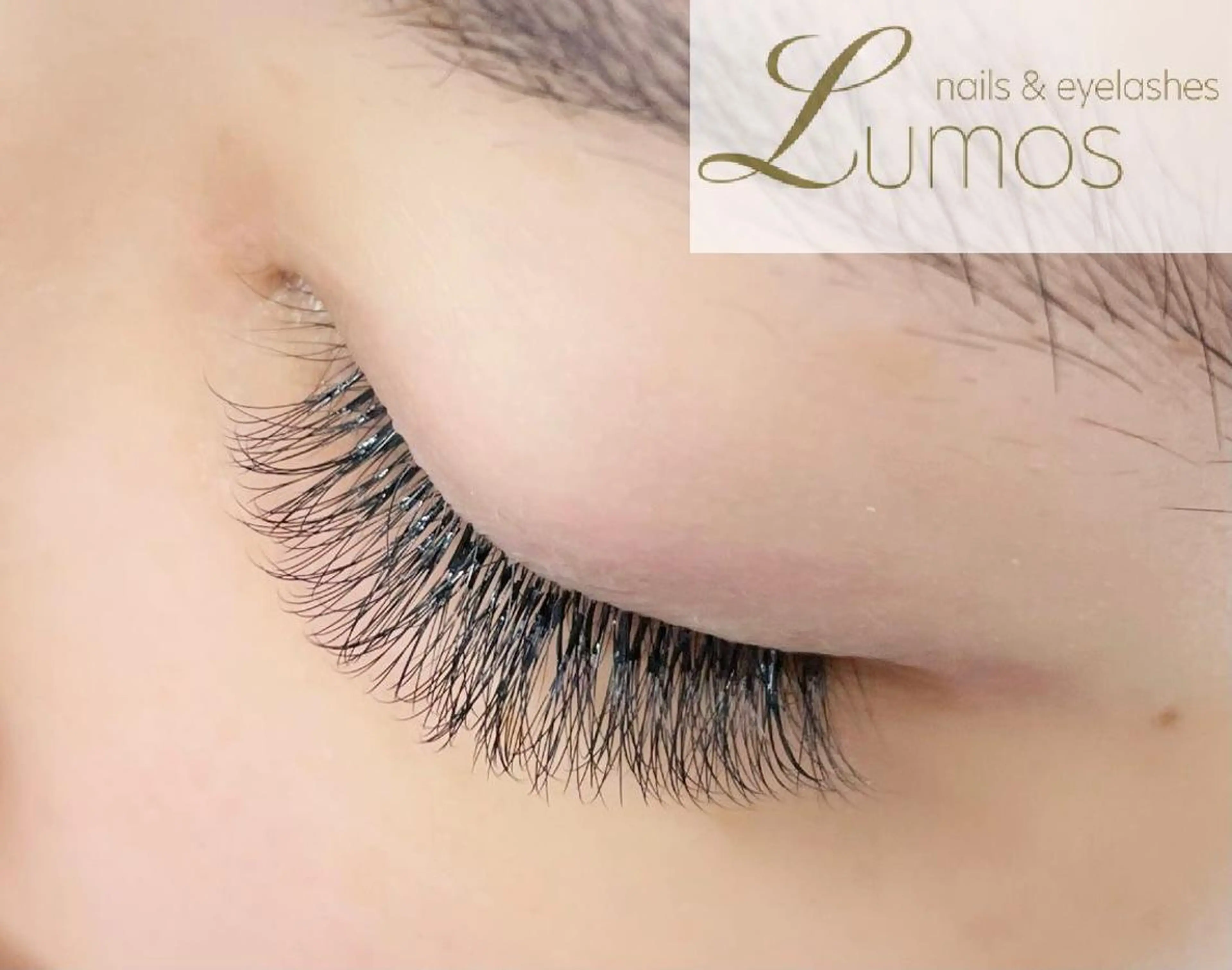 マツエク・マツパ ボリュームラッシュ マツエク Lumos nail&eyelash所属・Lumos Ayakaのマツエク・マツパデザイン
