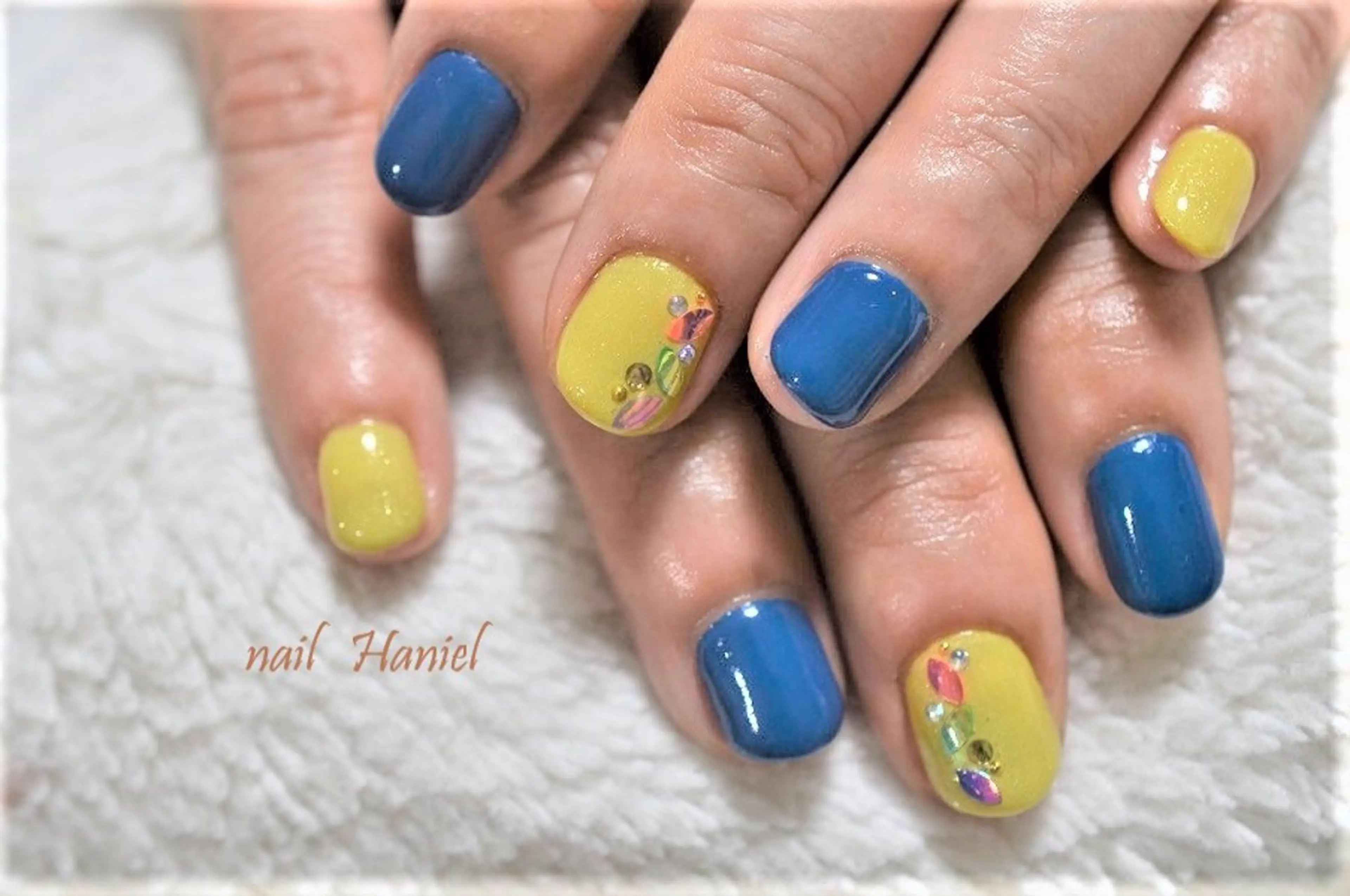 ネイル ジェルネイル ホログラムネイル オフィスネイル パラジェル 冬ネイル nail Haniel所属・半蔵門サロンハニエル 魅神 ちよのネイルデザイン