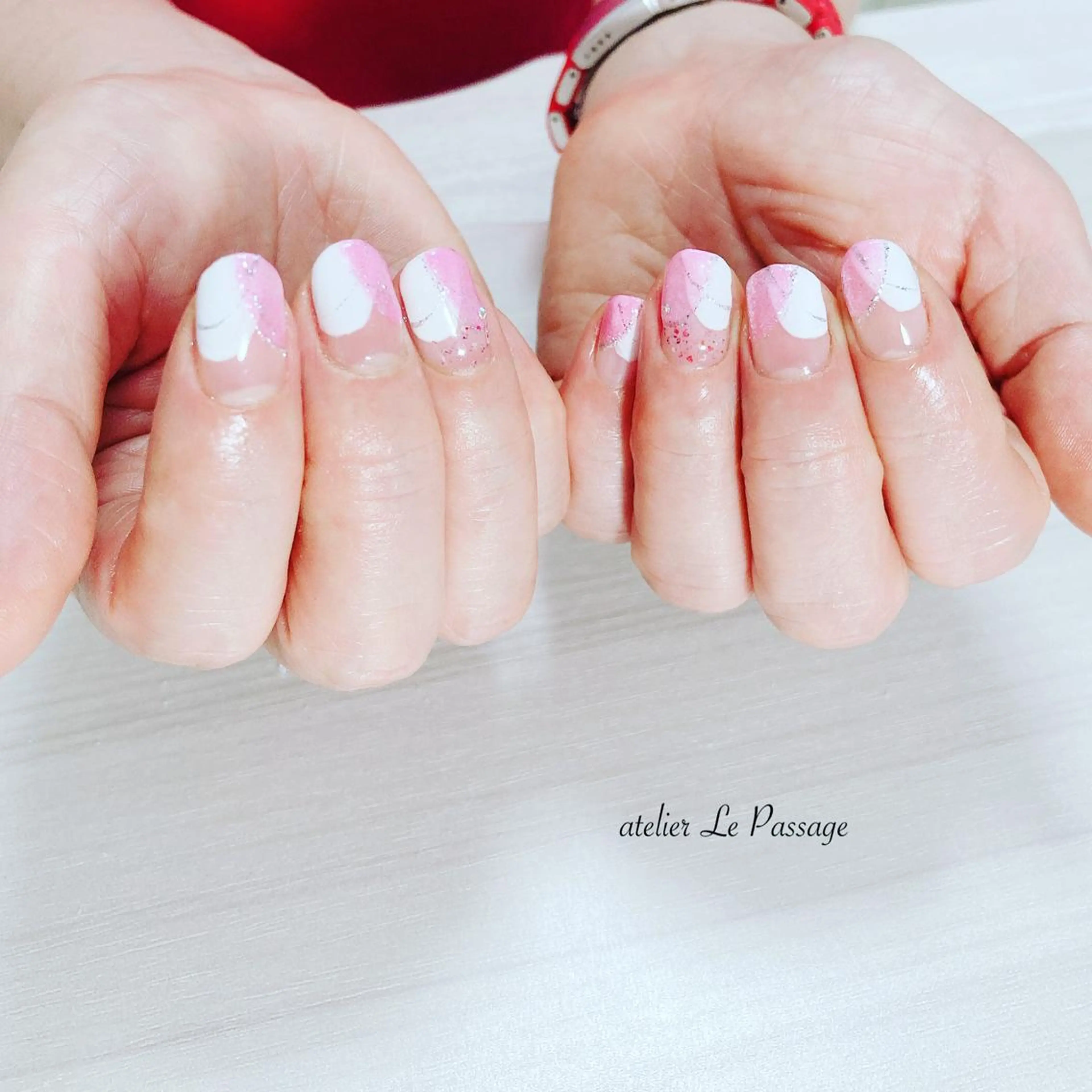 ネイル ジェルネイル ニュアンスネイル オフィスネイル パラジェル ピンク ハンドネイル Atelier Le Passage所属・h nakatsukaのネイルデザイン