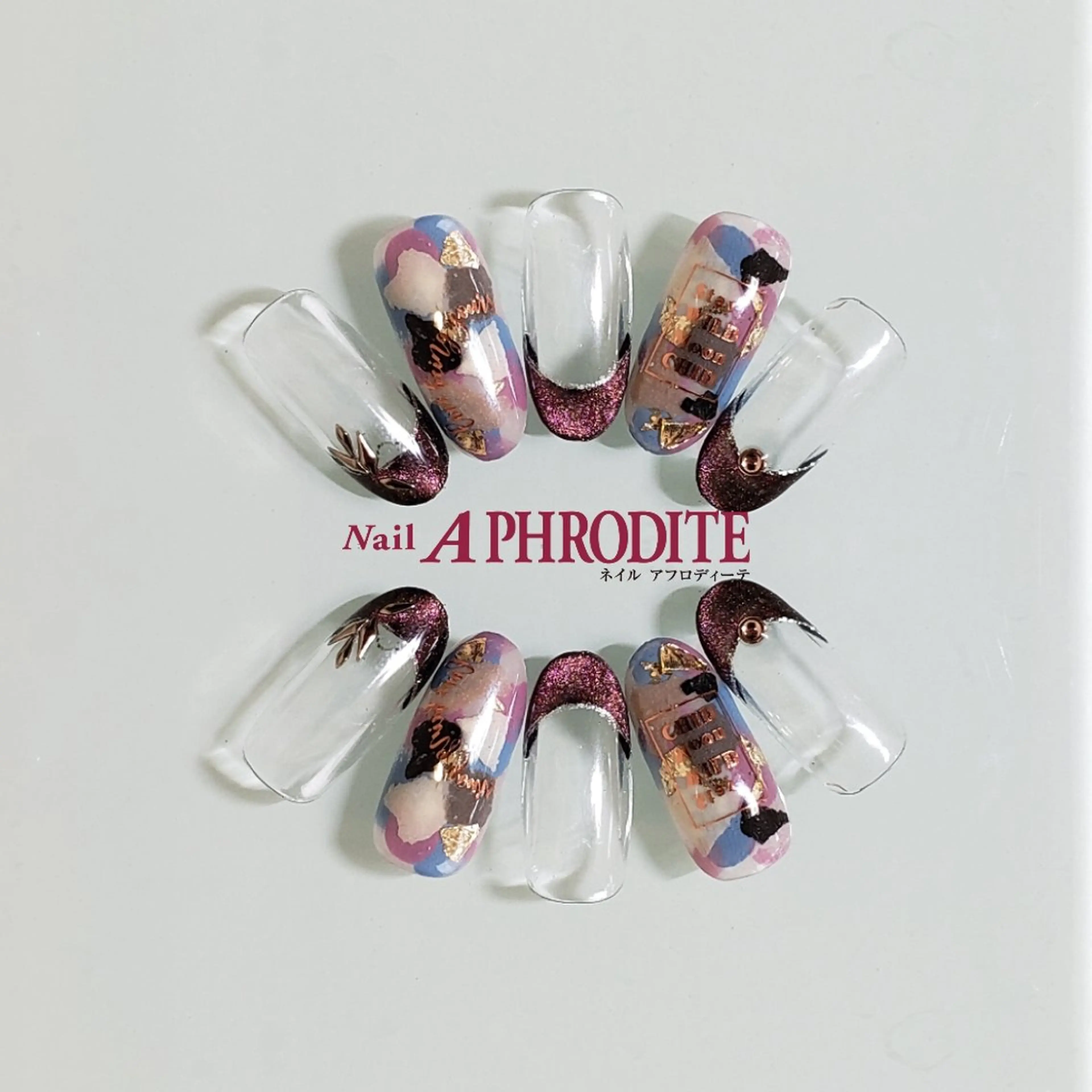 ネイル ジェルネイル ニュアンスネイル スカルプネイル ソフトジェル ネイルチップ ハンドネイル Nail Aphroditeのネイルデザイン