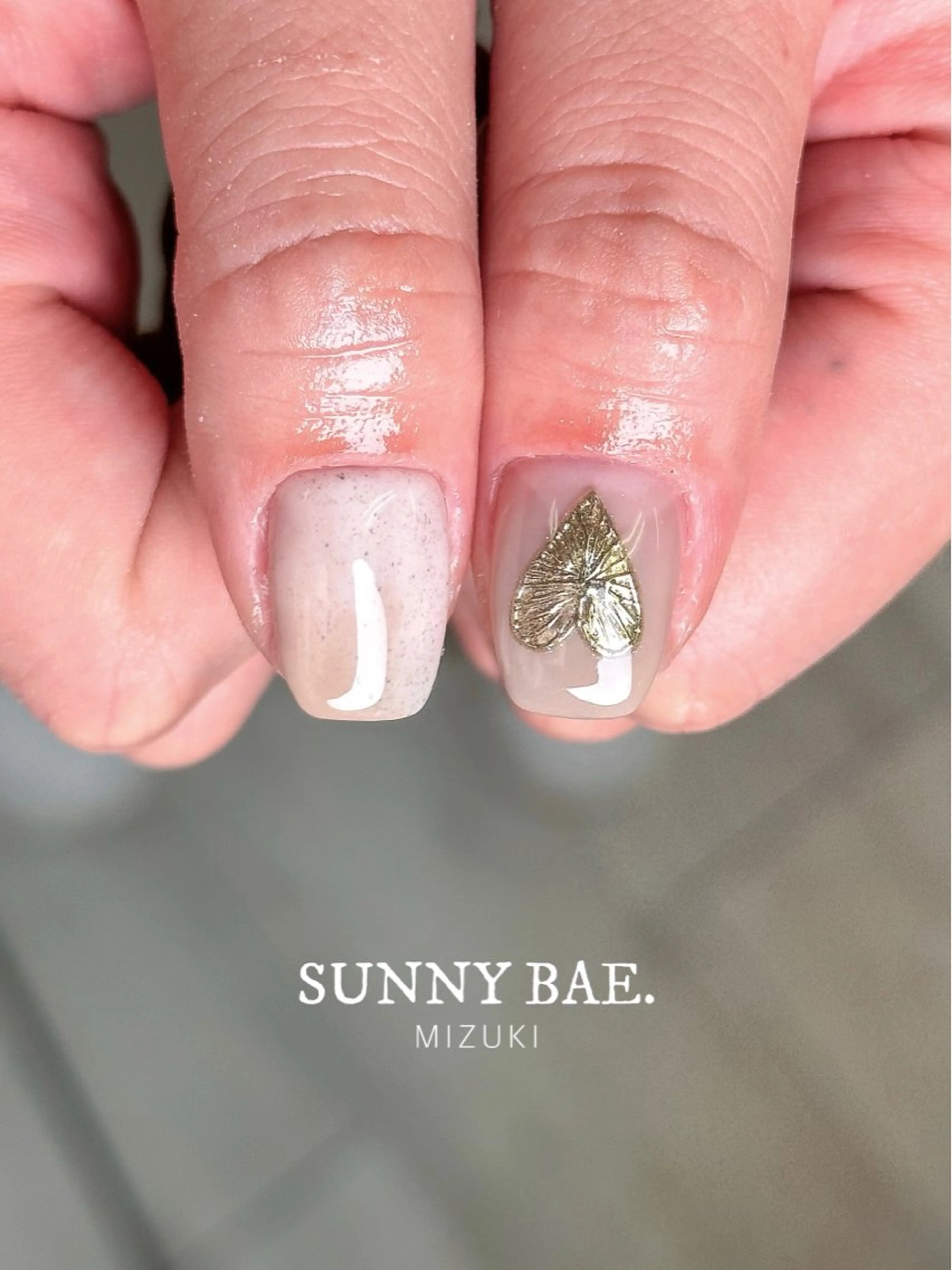 ネイル ジェルネイル ハート ミラーネイル SUNNY BAE. 🌼MIZUKIのネイルデザイン