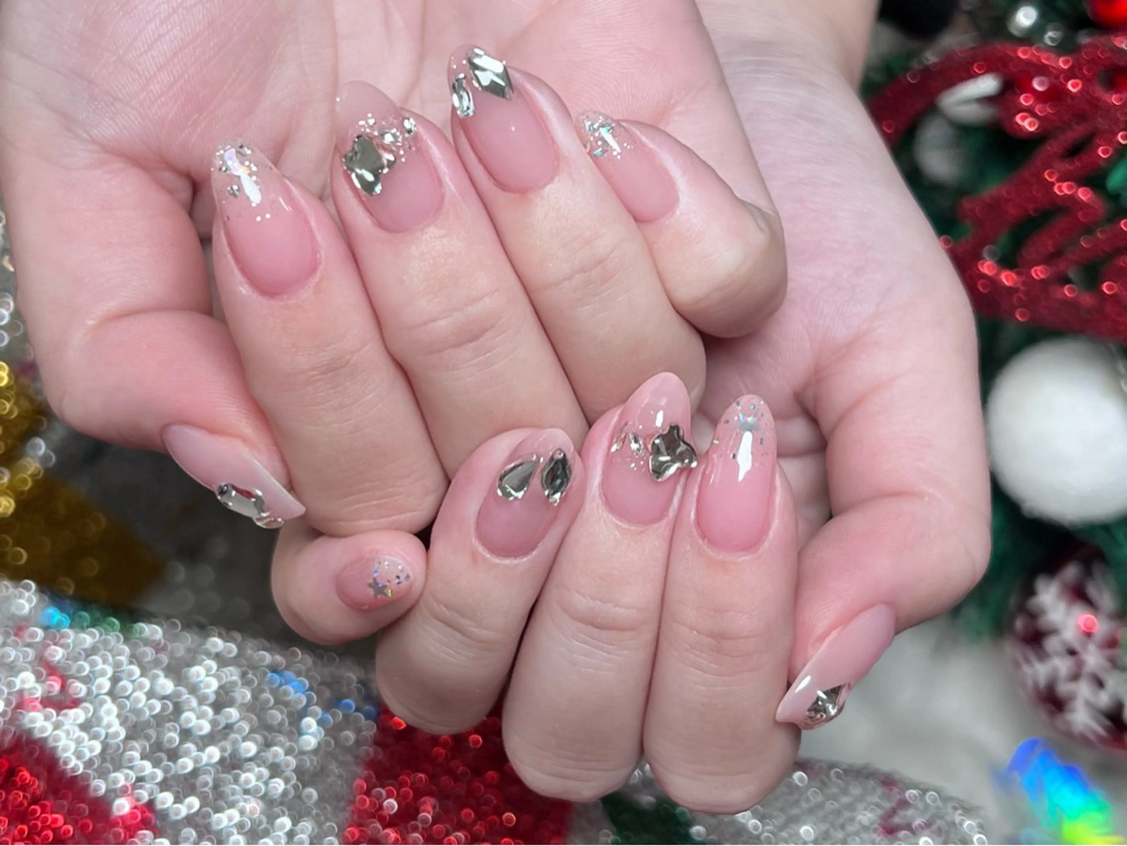 ネイル 成人式 ロングネイル 持ち込み スカルプネイル 冬ネイル ハンドネイル Painty所属・Painty nailのネイルデザイン