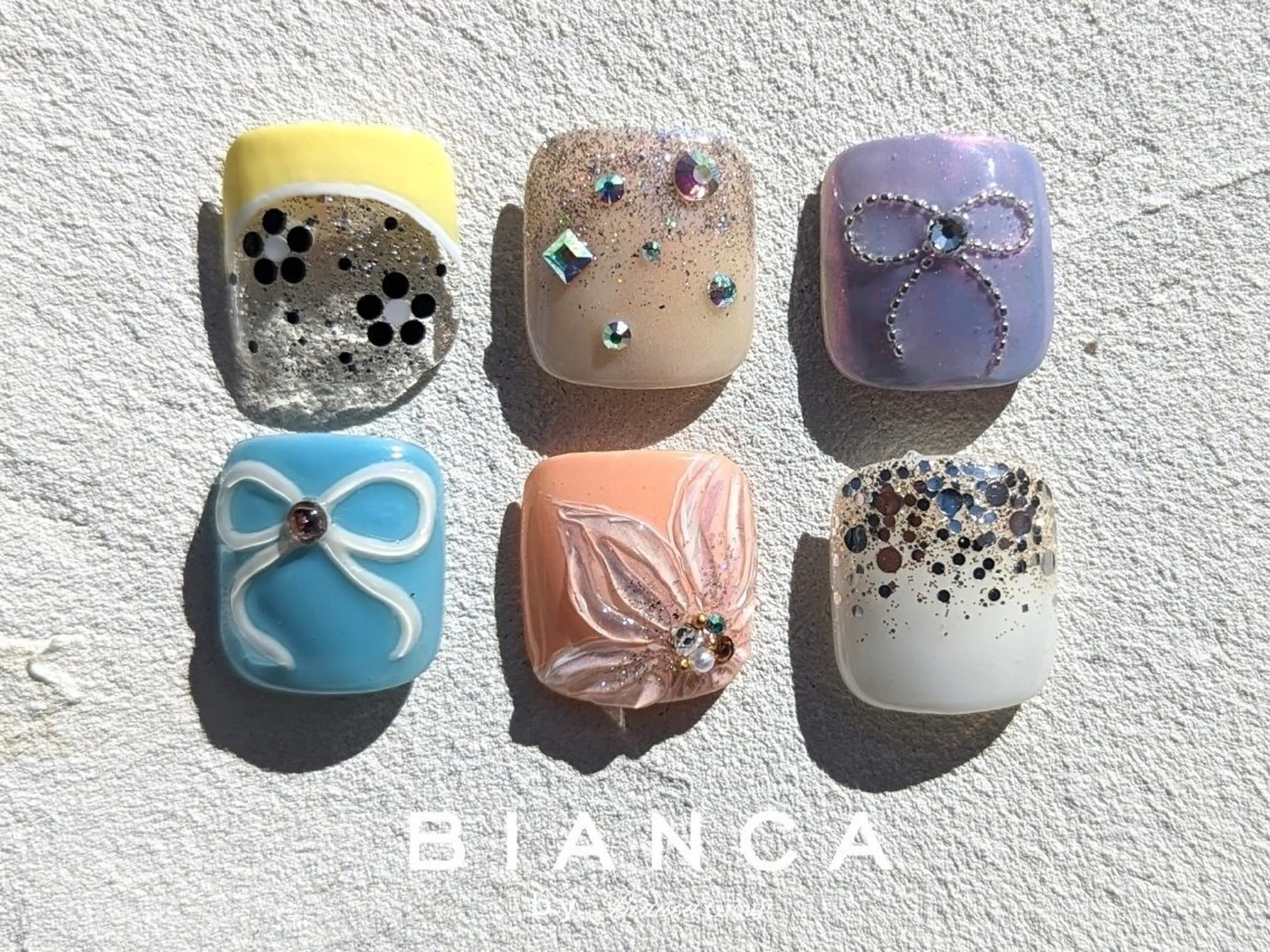 ネイル BIANCA Ouchidaの眉毛・アイブロウイメージ