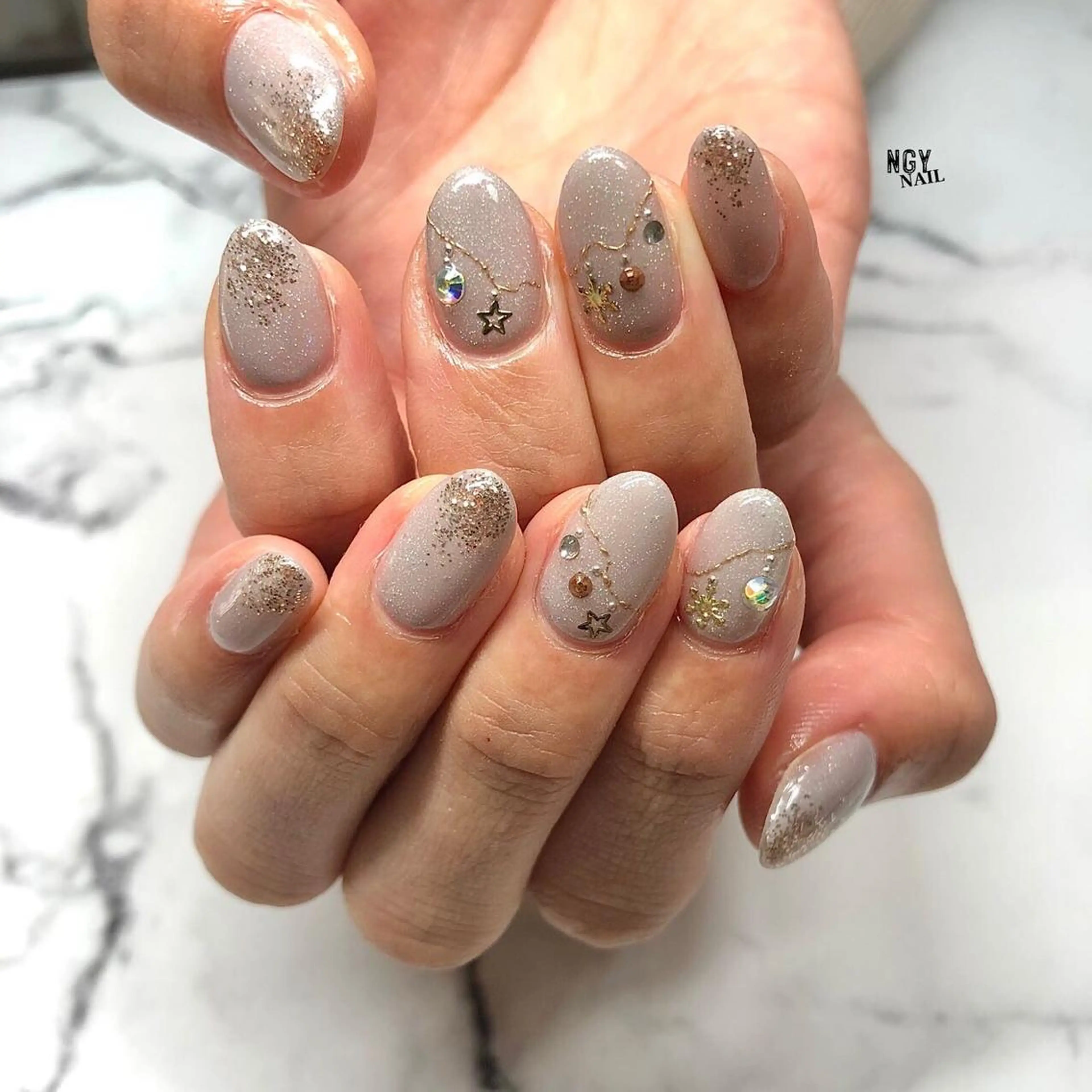 ネイル 冬ネイル クリスマス ハンドネイル NAIL NOWのネイルデザイン