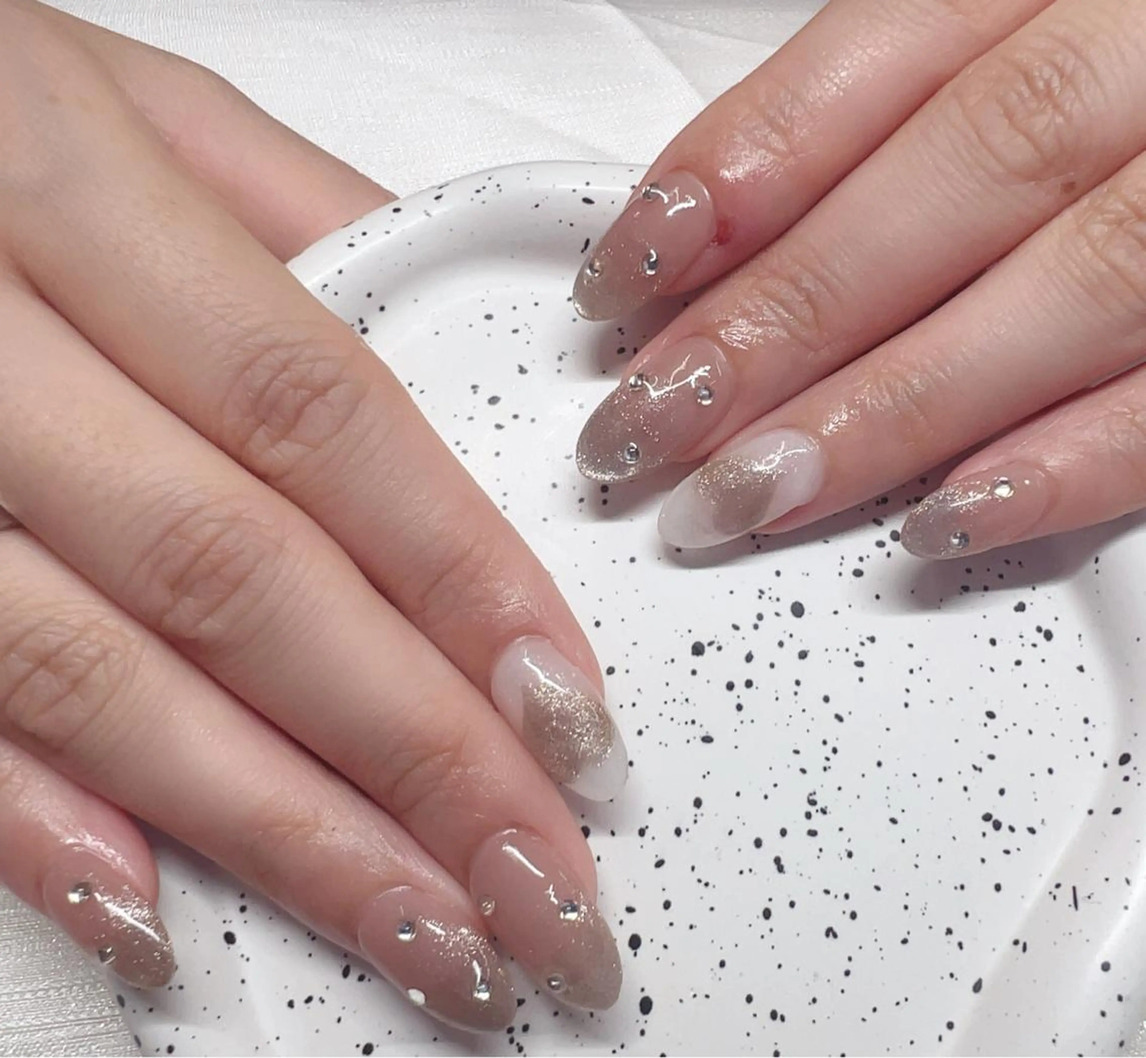 ネイル ハンドネイル AngelChris ビューティーサロンのネイルデザイン