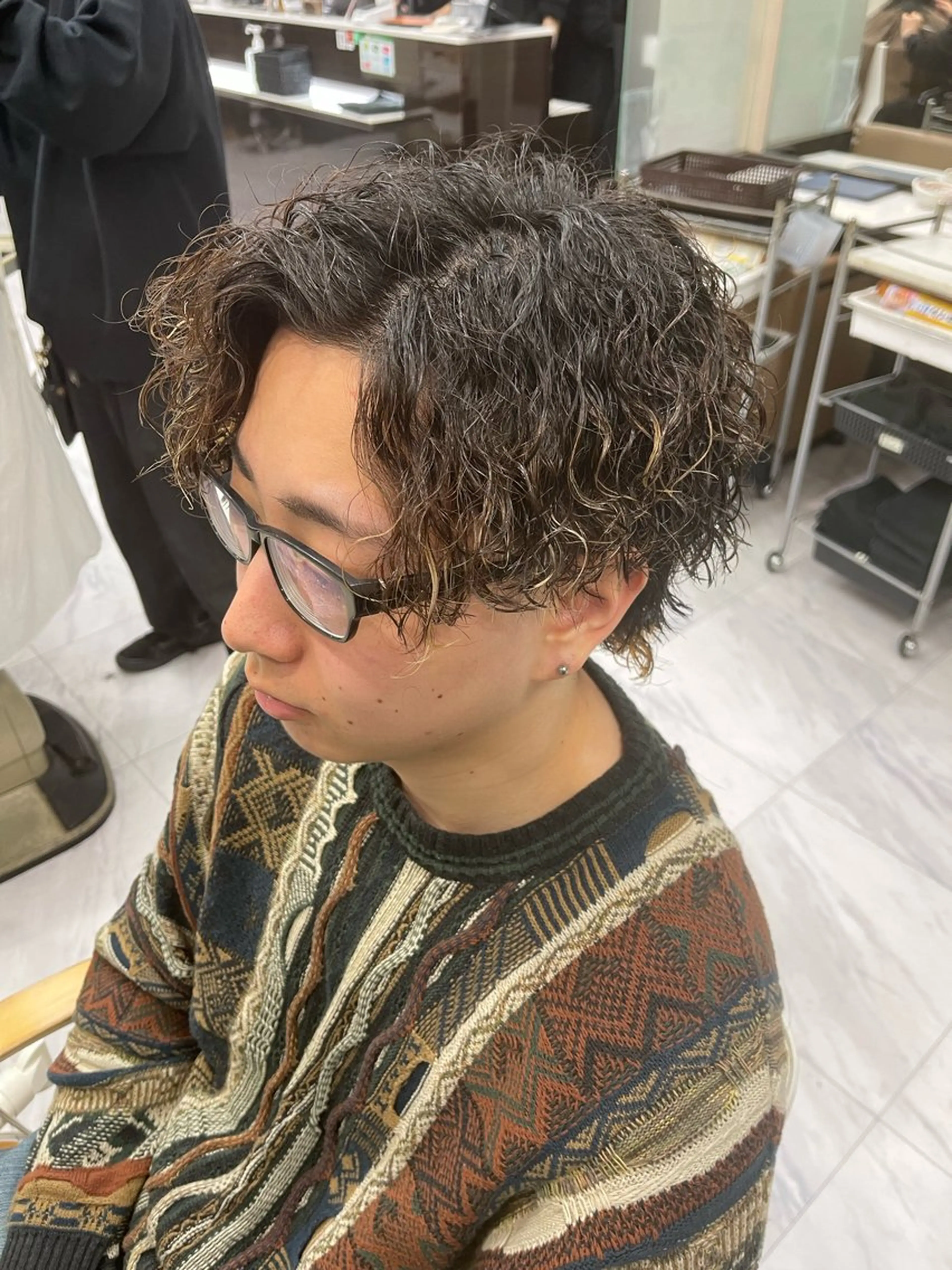 ショート パーマ メンズ メンズパーマ ツイストスパイラルパーマ スパイラルパーマ カット パーマ トリートメント 🌻メンズカット 落合諒🌻のヘアスタイル