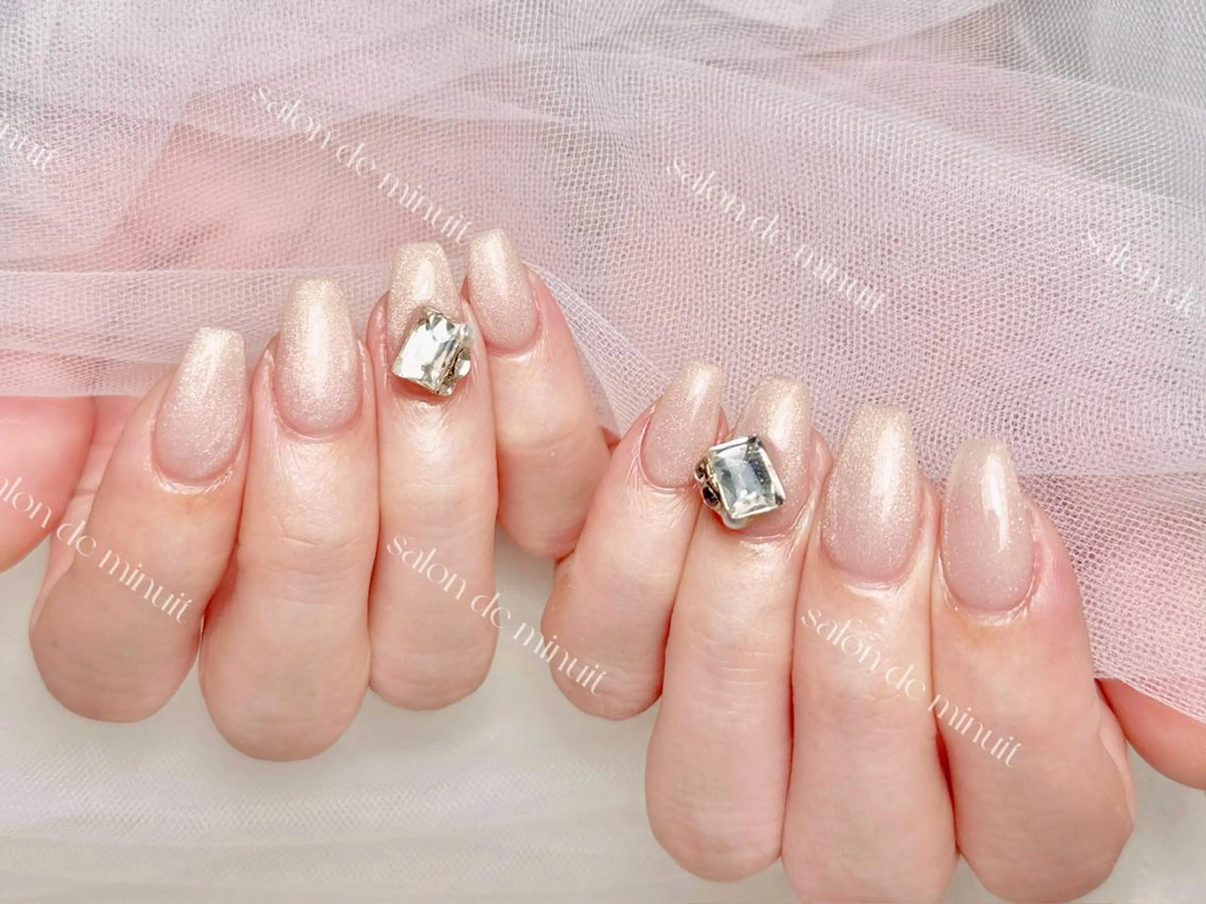 ネイル Salon de Minuit🦩のネイルデザイン