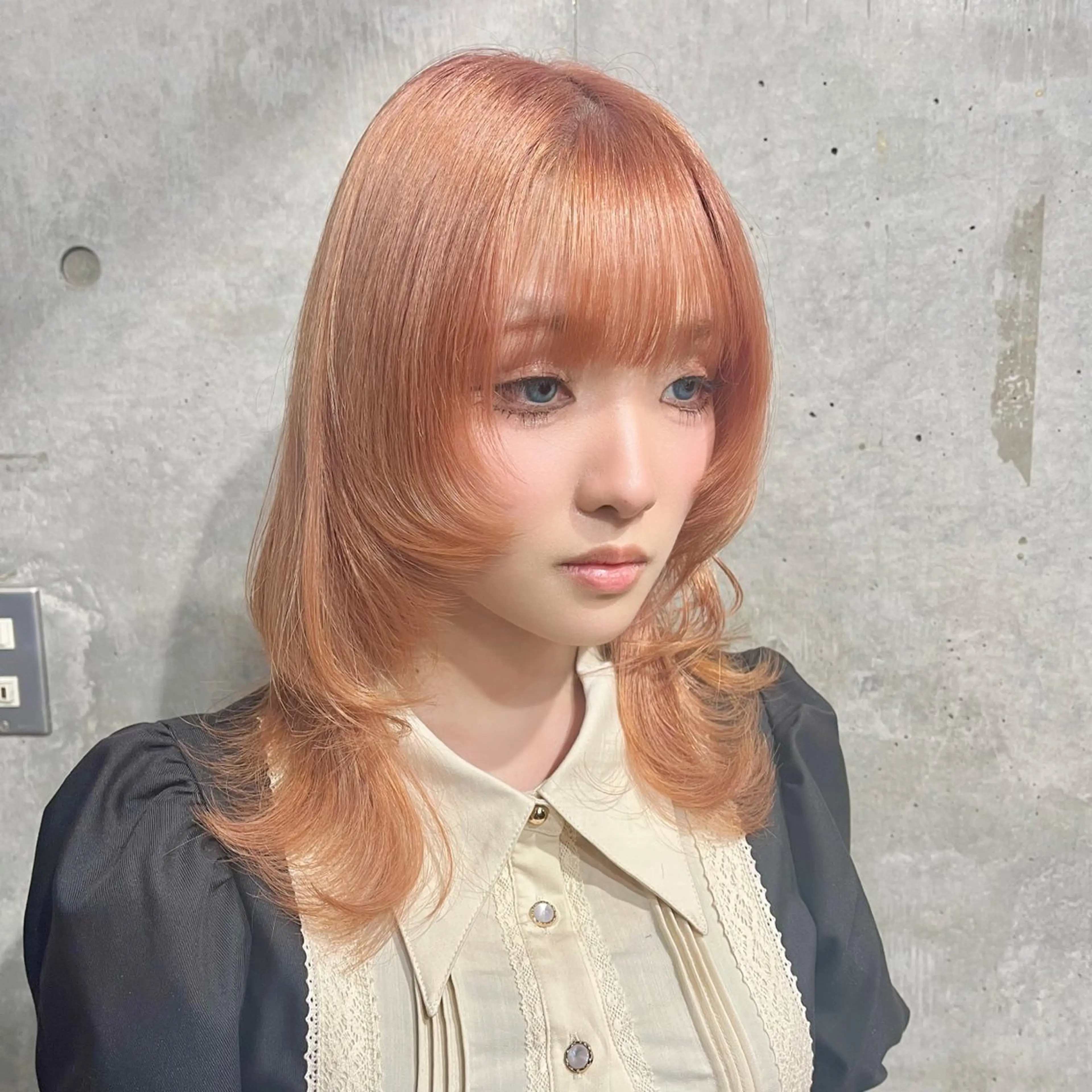 ロング カラー ベージュカラー ブリーチ ケアブリーチ ダブルカラー オレンジ カット 藤澤 夏実/インナーカラーのヘアスタイル