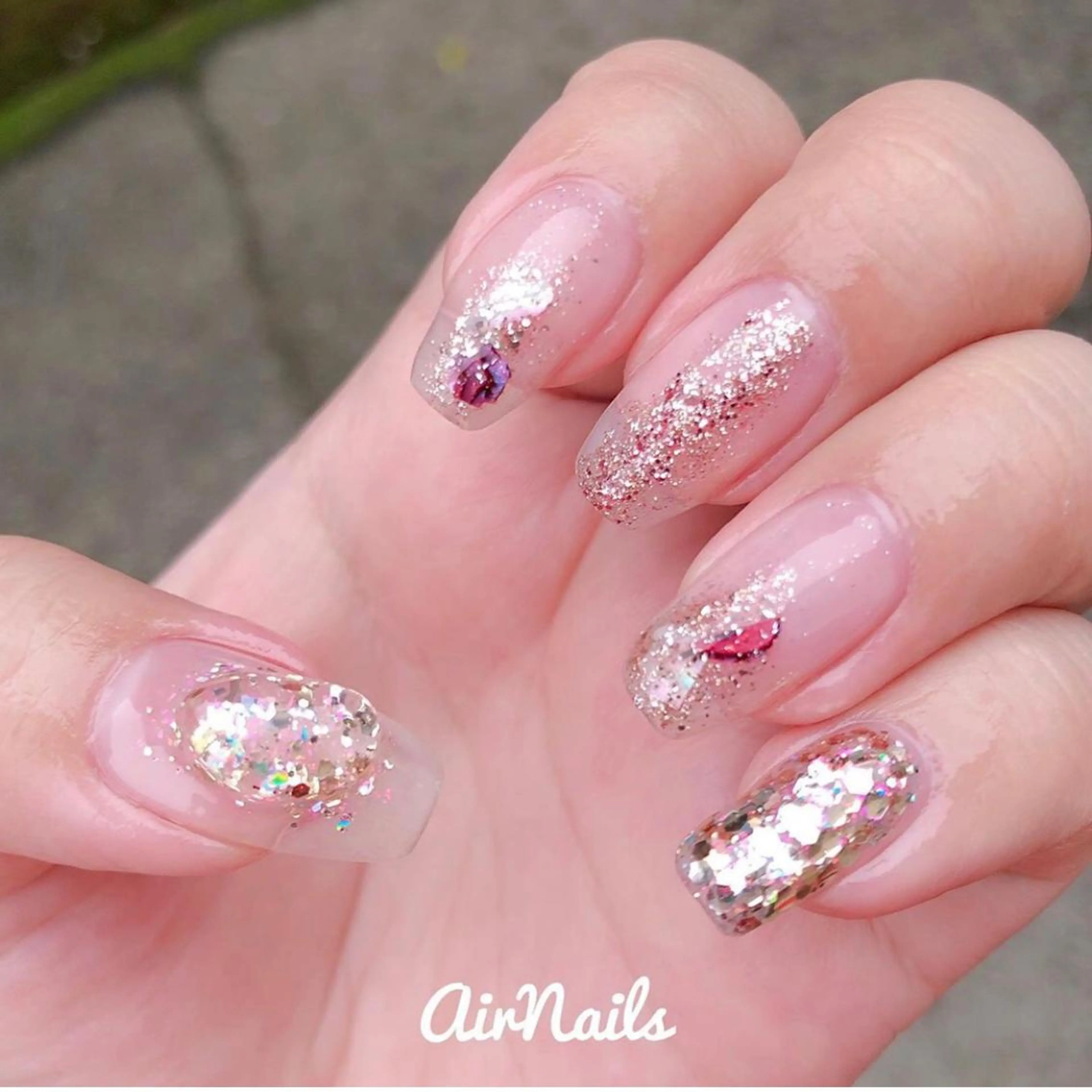 ネイル ゴールド ラメ(グリッター) ピンク ハンドネイル フットネイル ♡ airnails ♡のネイルデザイン