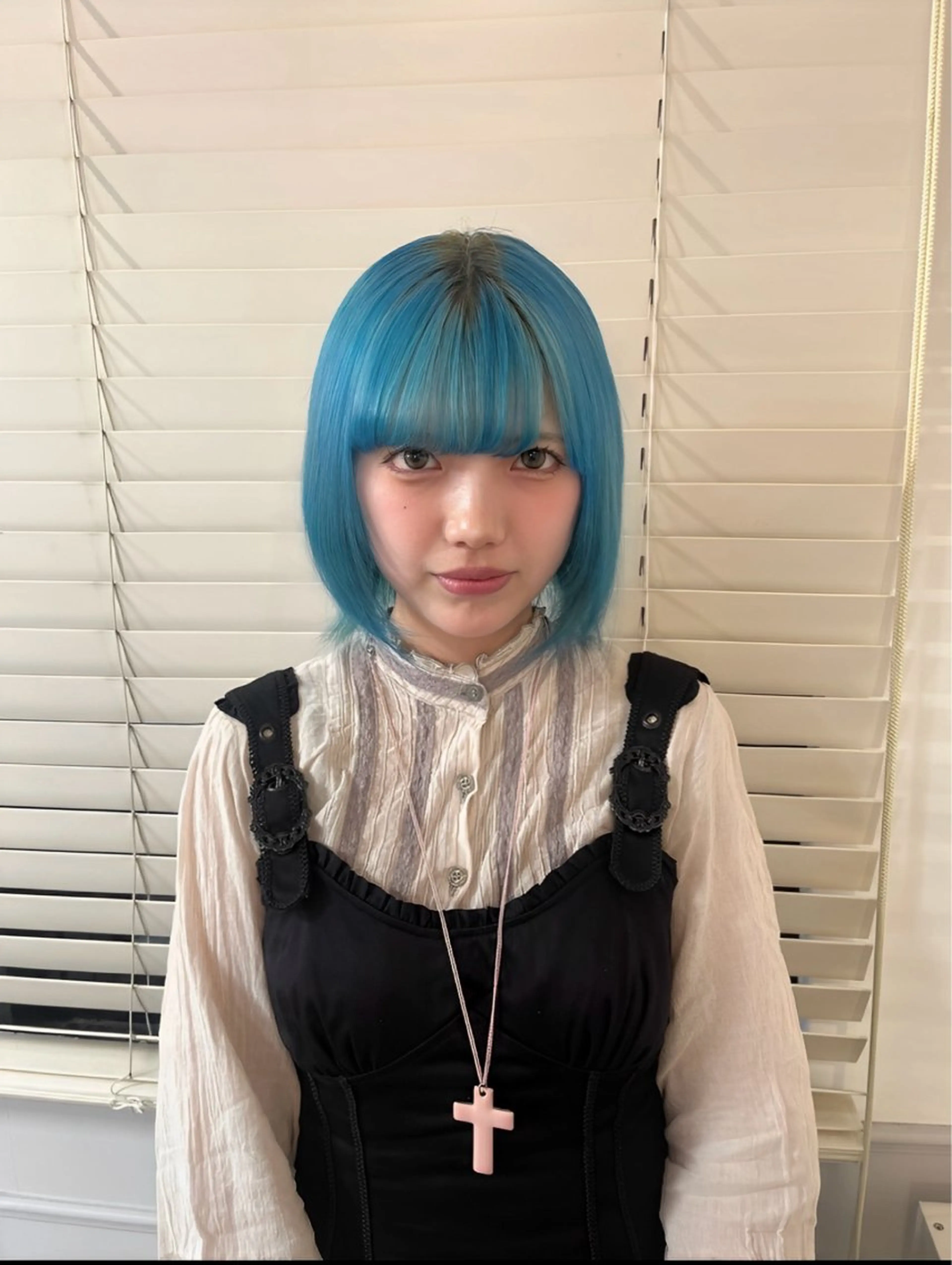 カラー 山浦 那奈のヘアスタイル