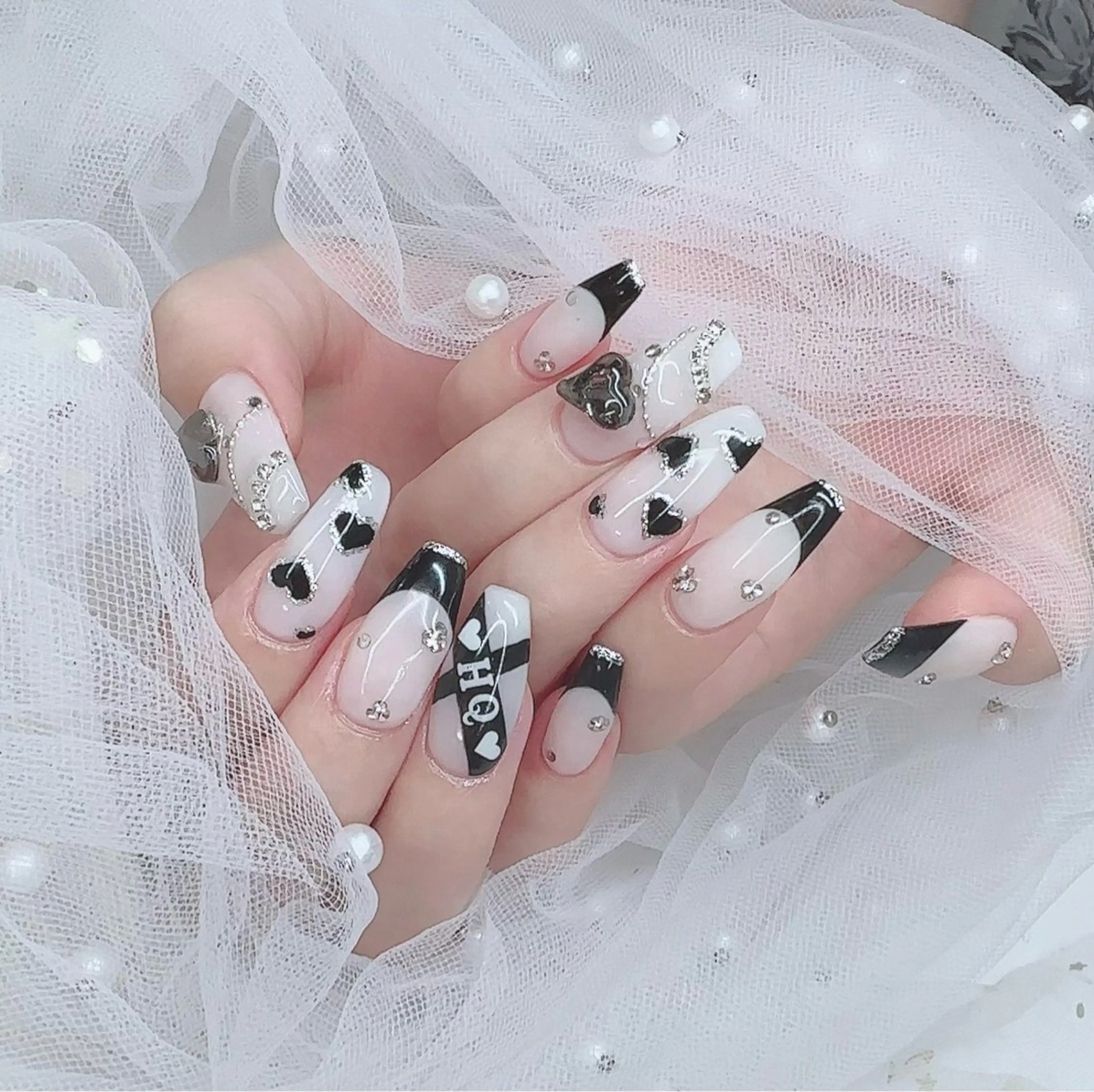 ネイル R nailsalon所属・R salonのネイルデザイン
