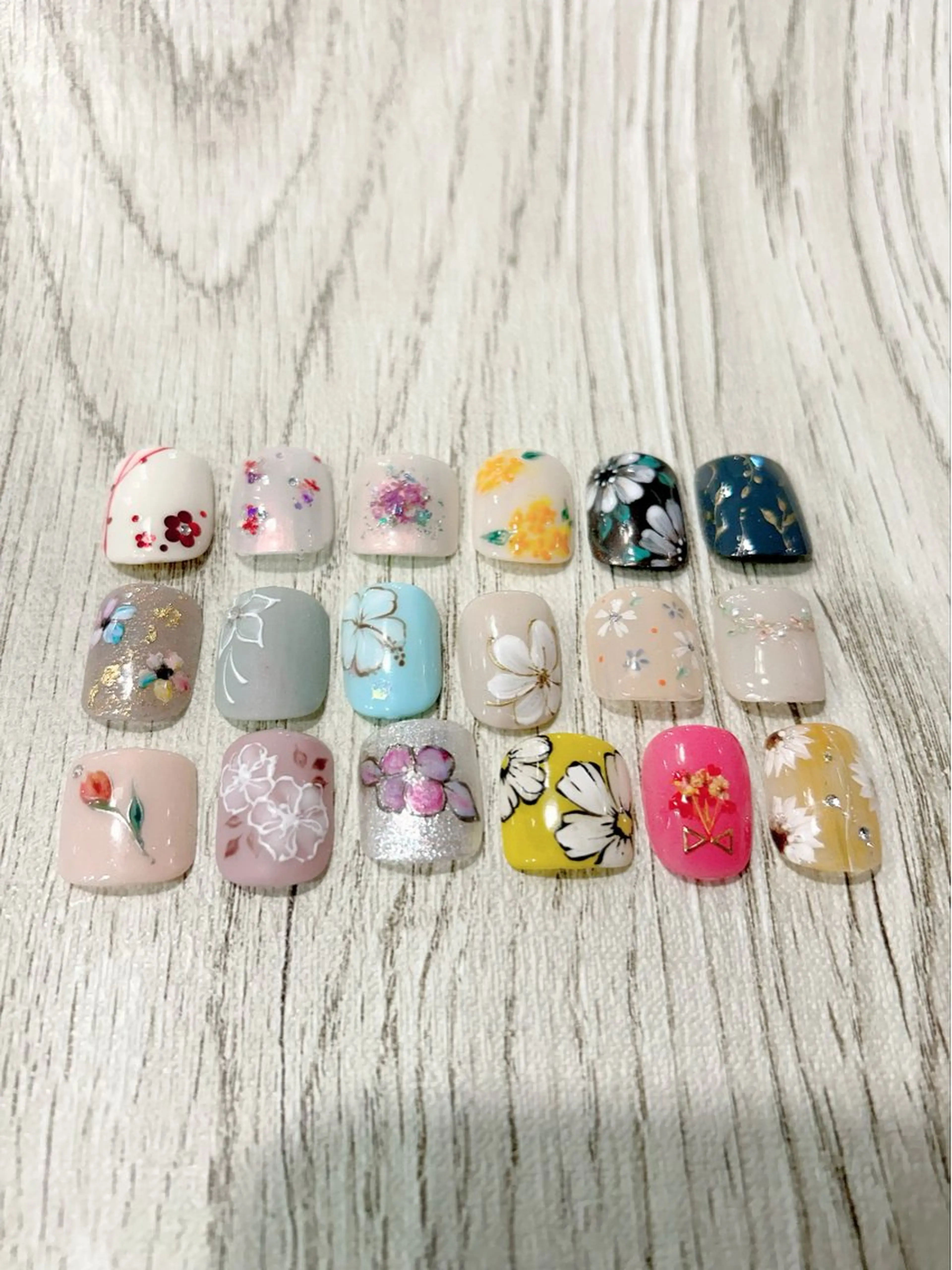 ネイル みー shakushiroのネイルデザイン