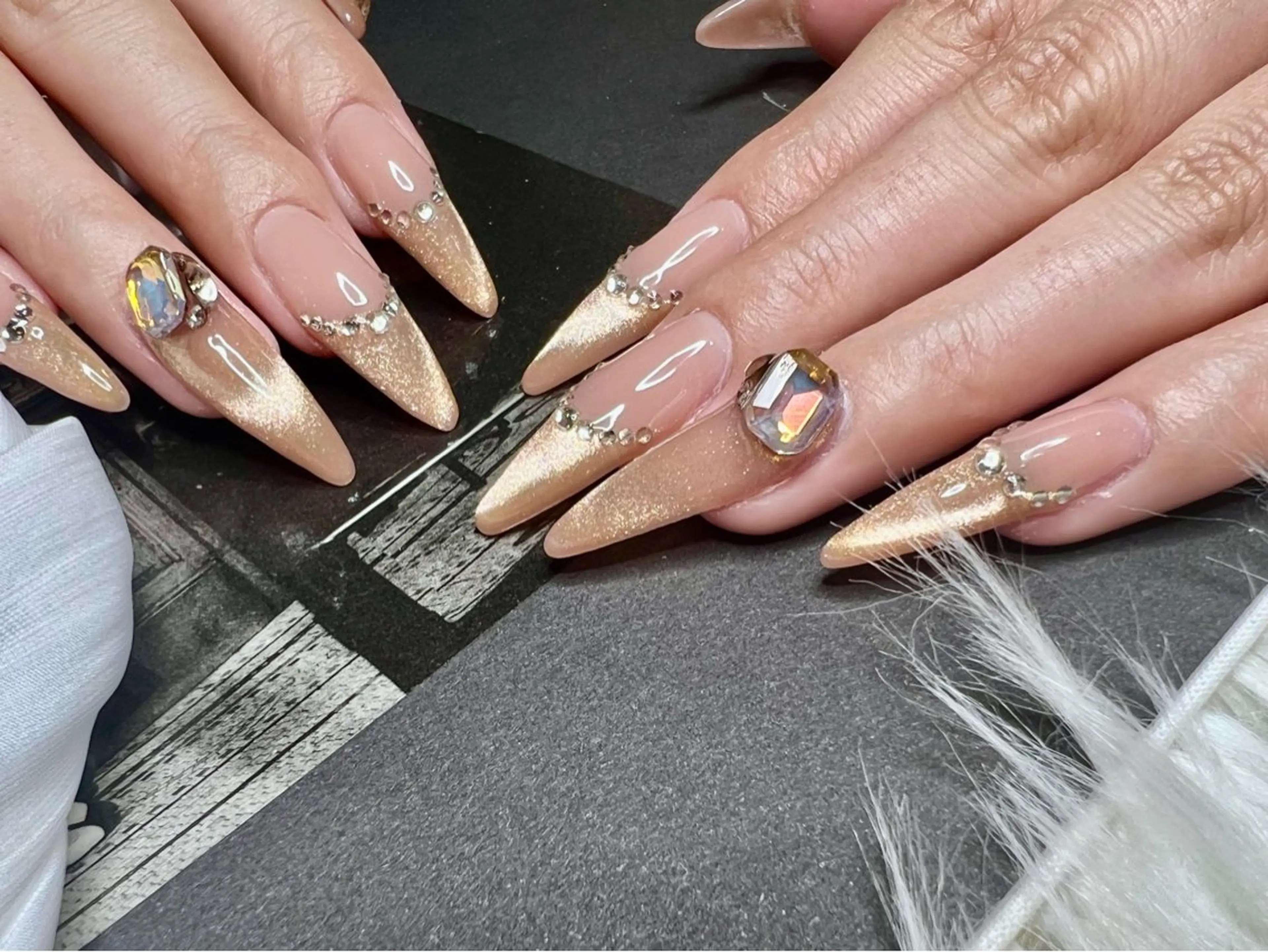 ネイル 成人式 フラッシュネイル マグネットネイル メンズネイル ワンカラーネイル ハンドネイル west coast スカルプ専門店のネイルデザイン