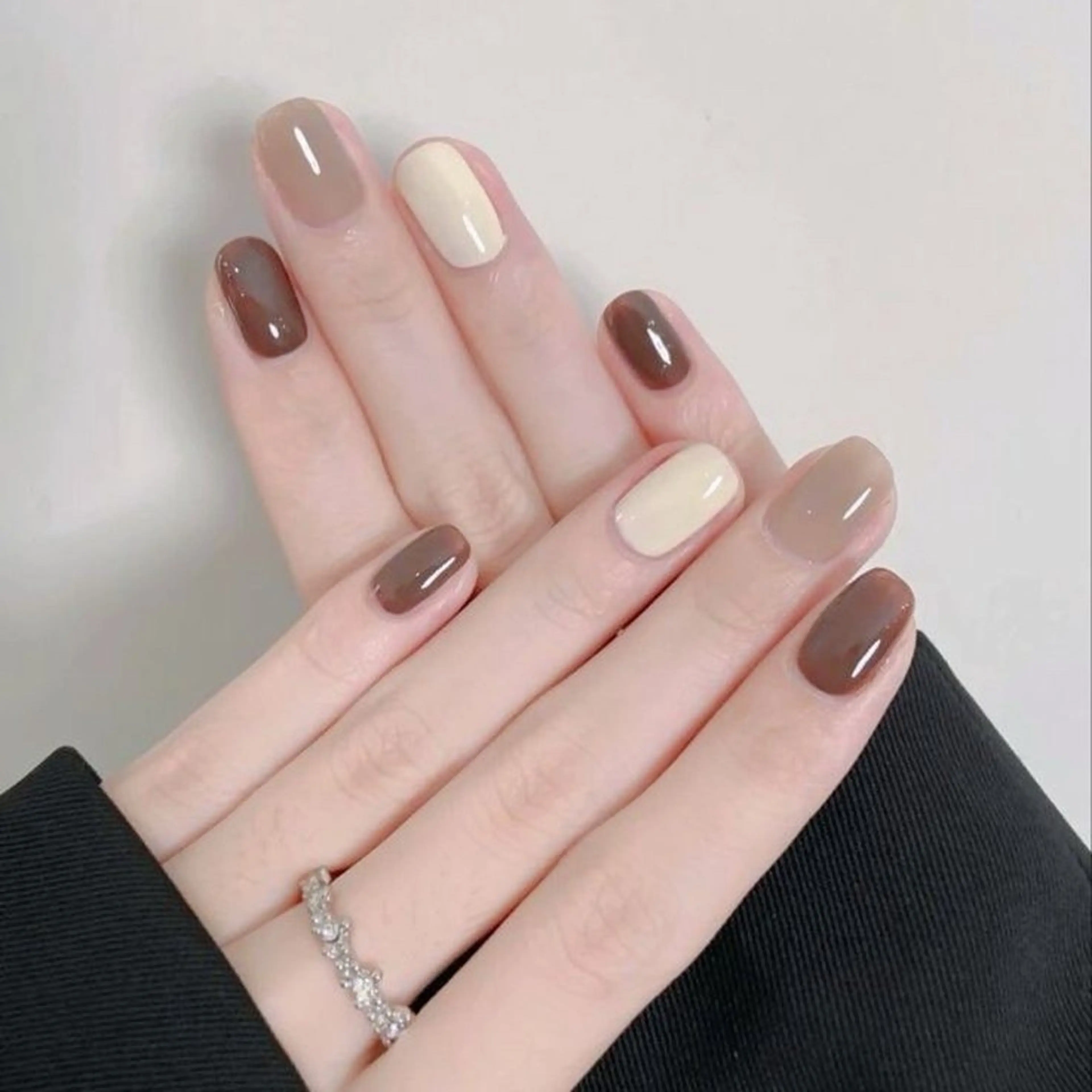 ネイル 韓国ネイル 持ち込み ネイルチップ ハンドネイル EMI ANA.CHUOのネイルデザイン