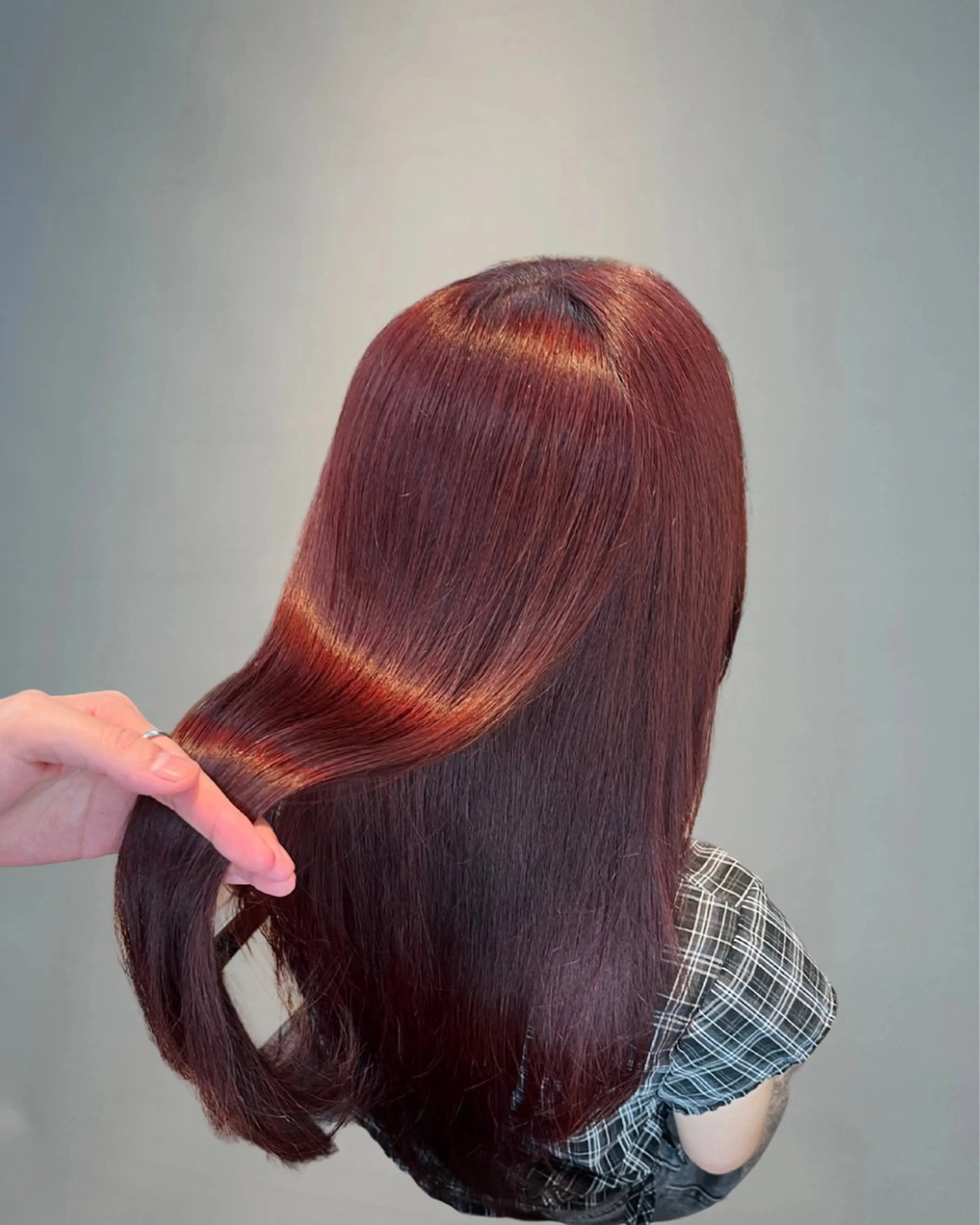 ロング カラー ヘアカラー トリートメント 《髪質改善 UN BLEACH》のヘアスタイル