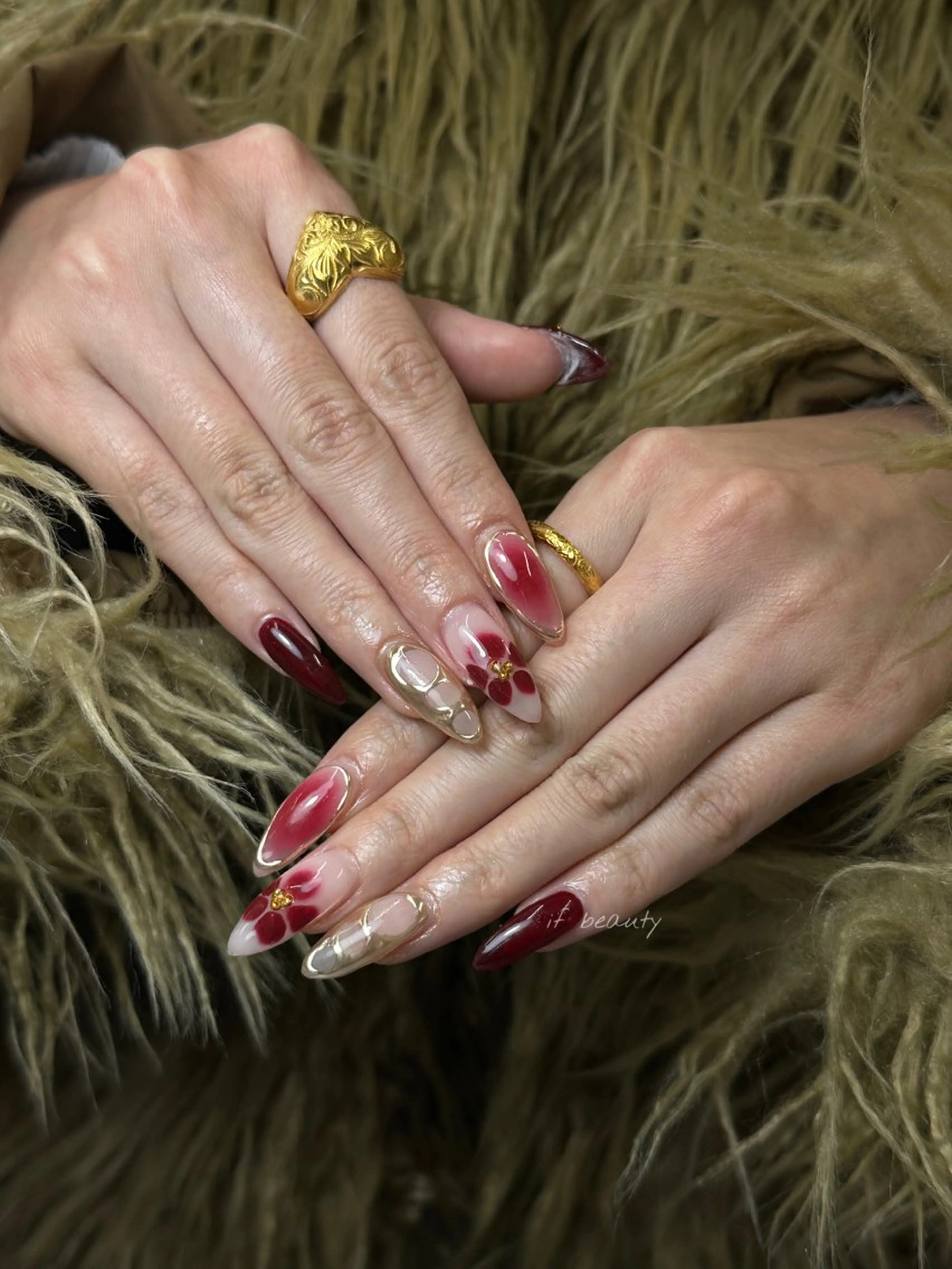 ネイル アートネイル フラワーネイル ジェルネイル グラデーション パラジェル ハンドネイル if Hair＆Nail Salon所属・IKA /海外ネイル /個性派/ワンホンのネイルデザイン