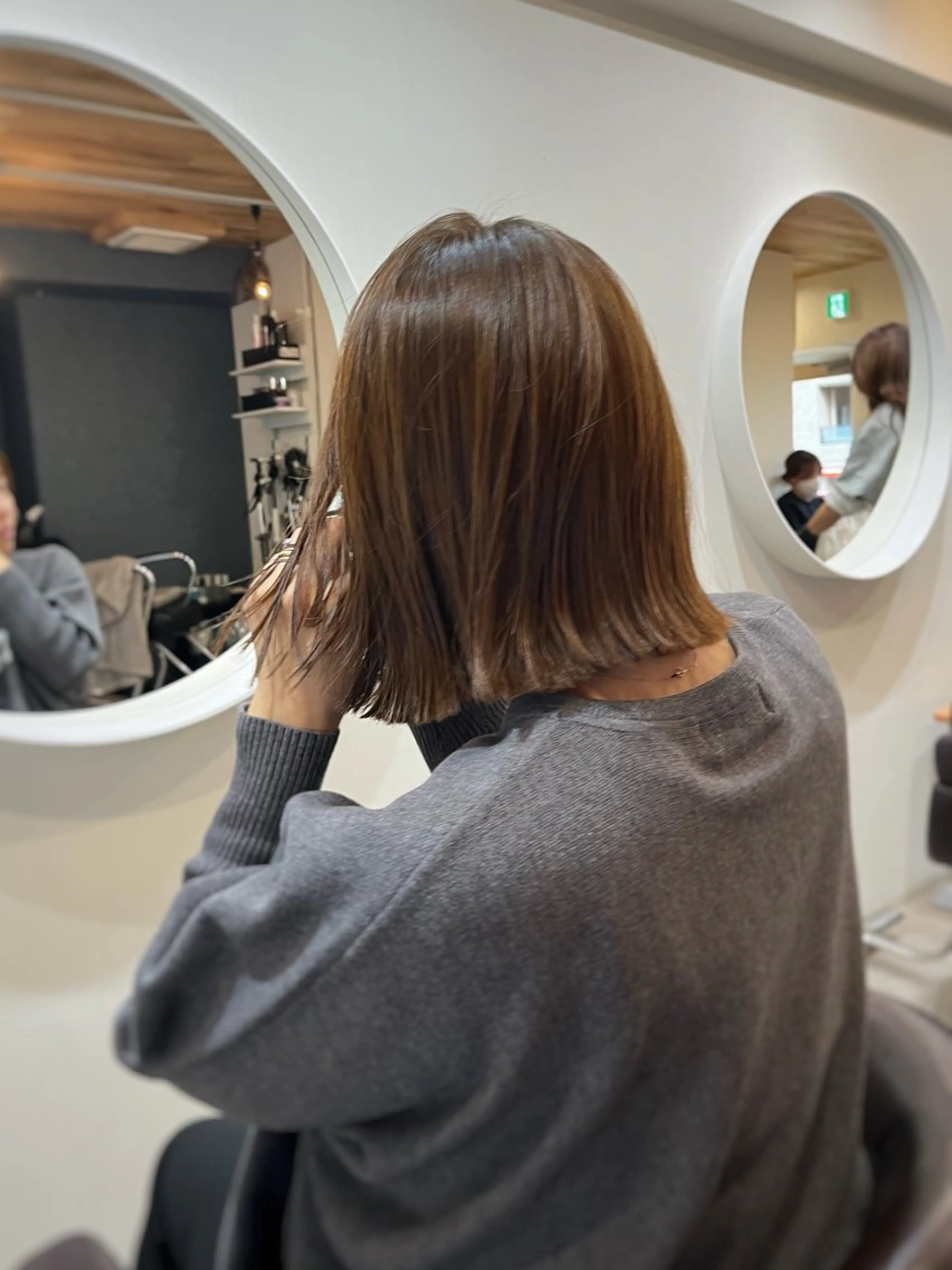 ショート カラー 下石怜子/レイヤー/ 透明感カラーのヘアスタイル