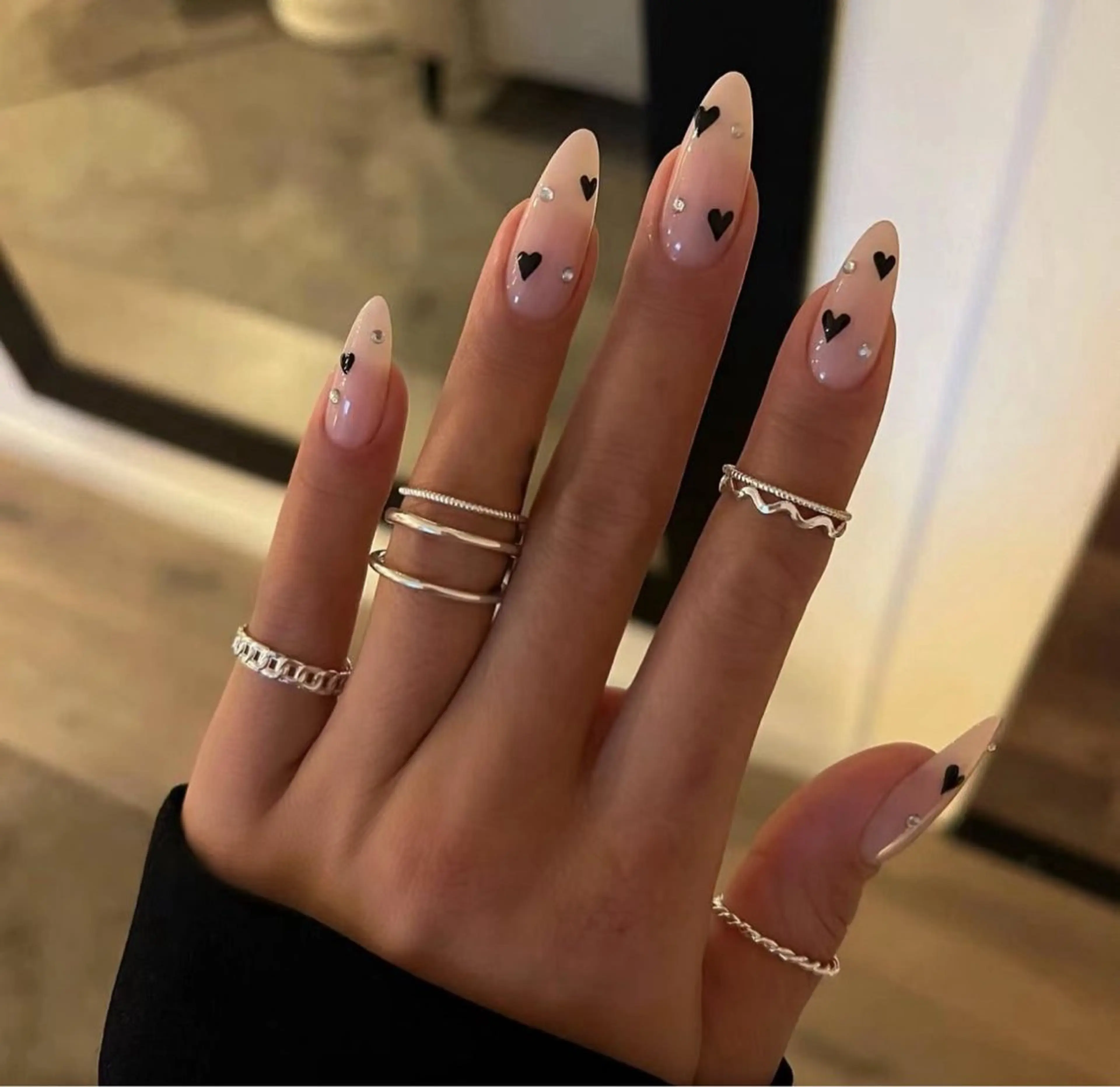 ネイル ハンドネイル H&B 楊のネイルデザイン