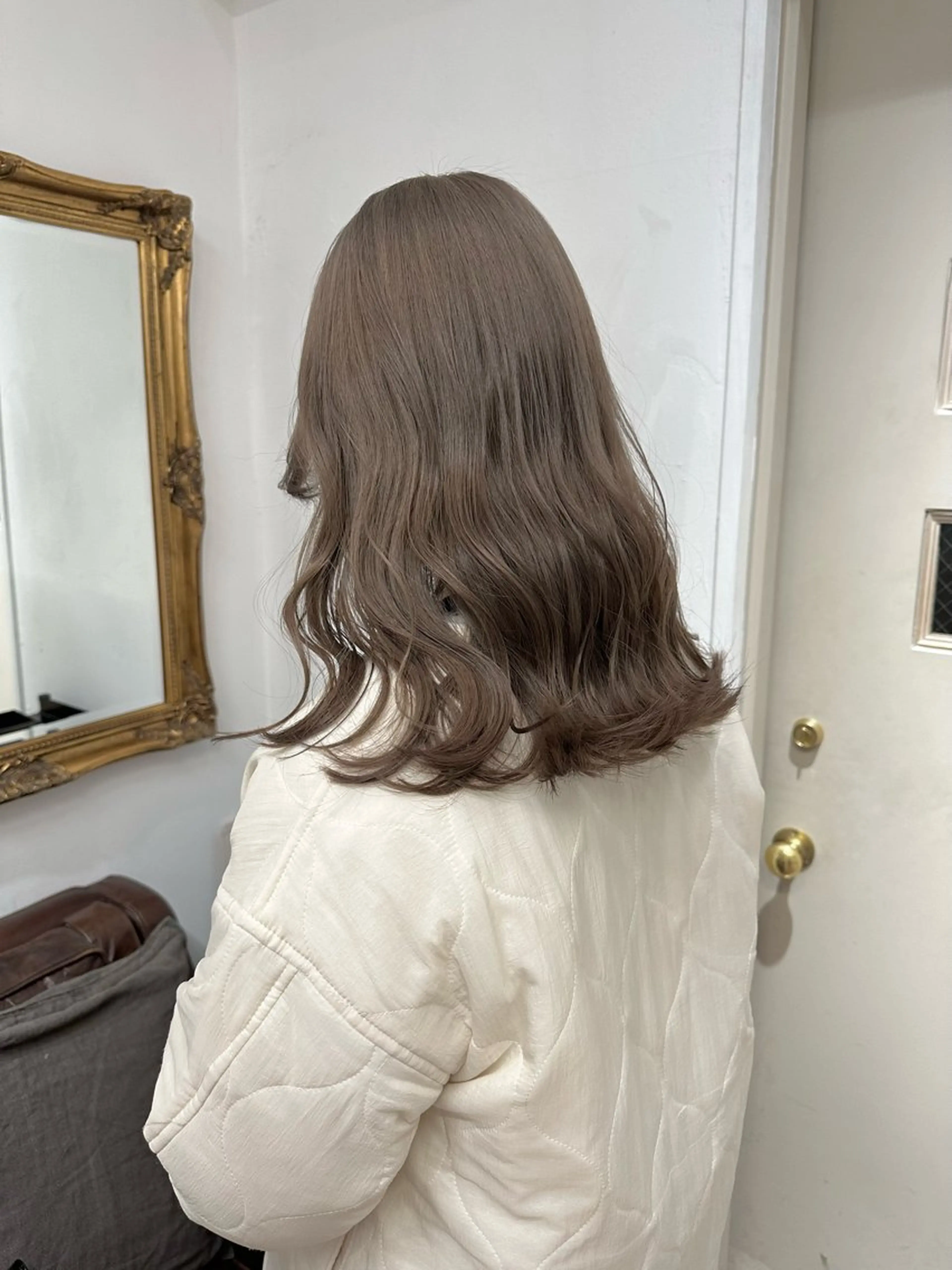 セミロング カラー ブリーチ グレージュ ラベンダーカラー ピンクカラー 卒業式のヘアスタイル カット ヘアカラー トリートメント REINA☁️透明感 カラー/ぷつっと♡のヘアスタイル