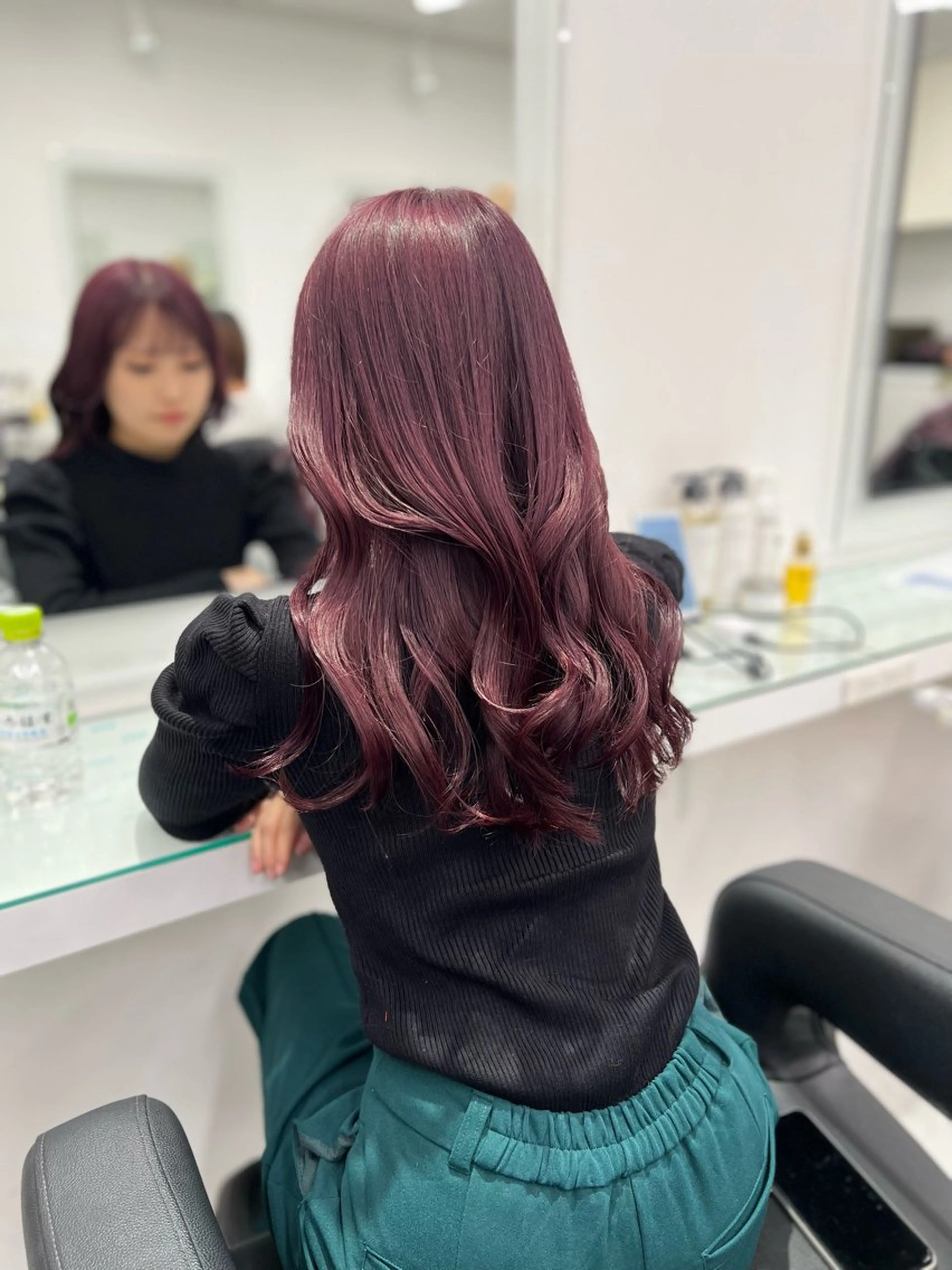【💖ケアしながら可愛い髪色に💖】ブリーチなしorあり選べるダブルカラー💕＋髪質改善Tr🫧＋コテ巻き仕上げ🌈の写真