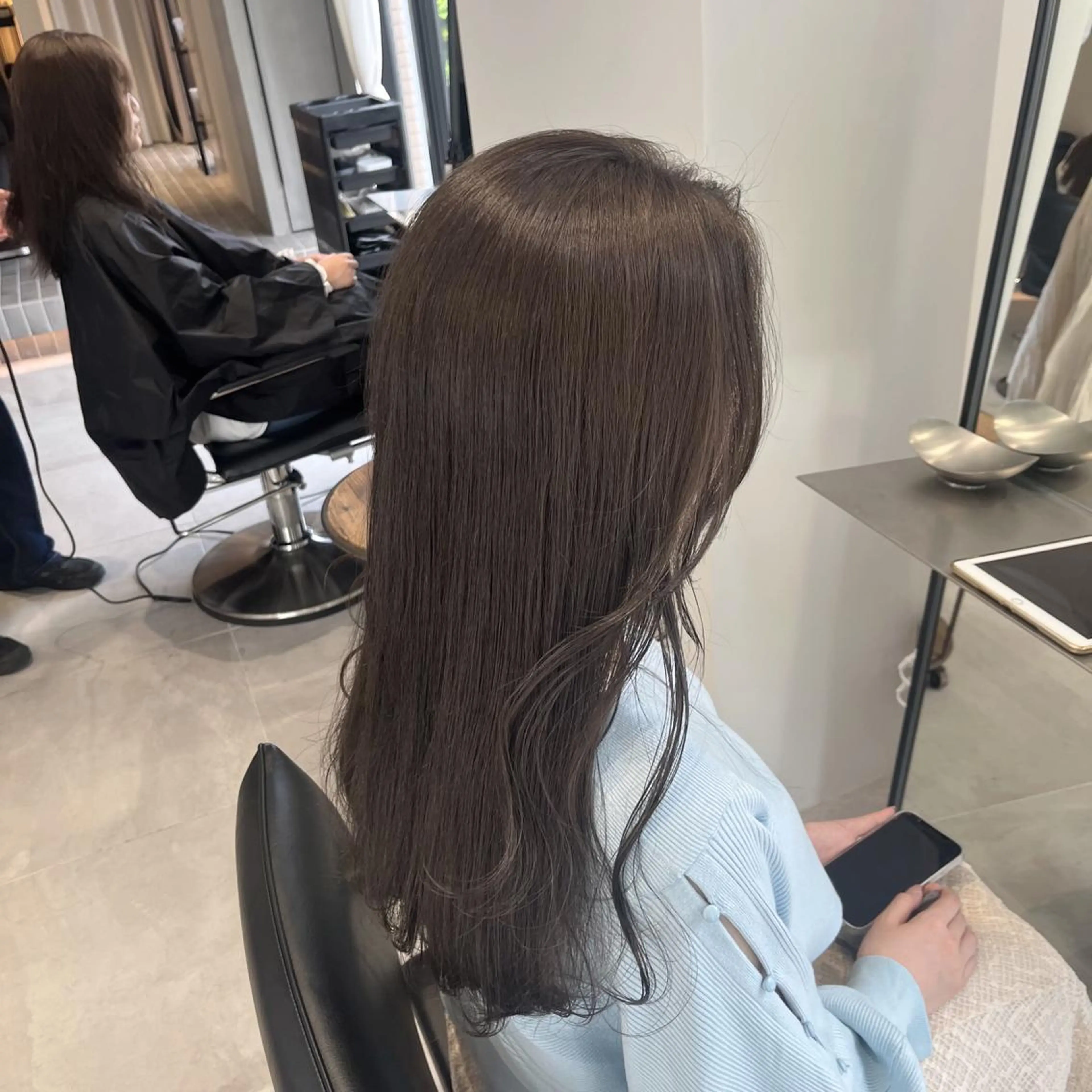 ロング カラー ナミ🩶暗髪/暖色 ❤️/透明感/縮毛のヘアスタイル