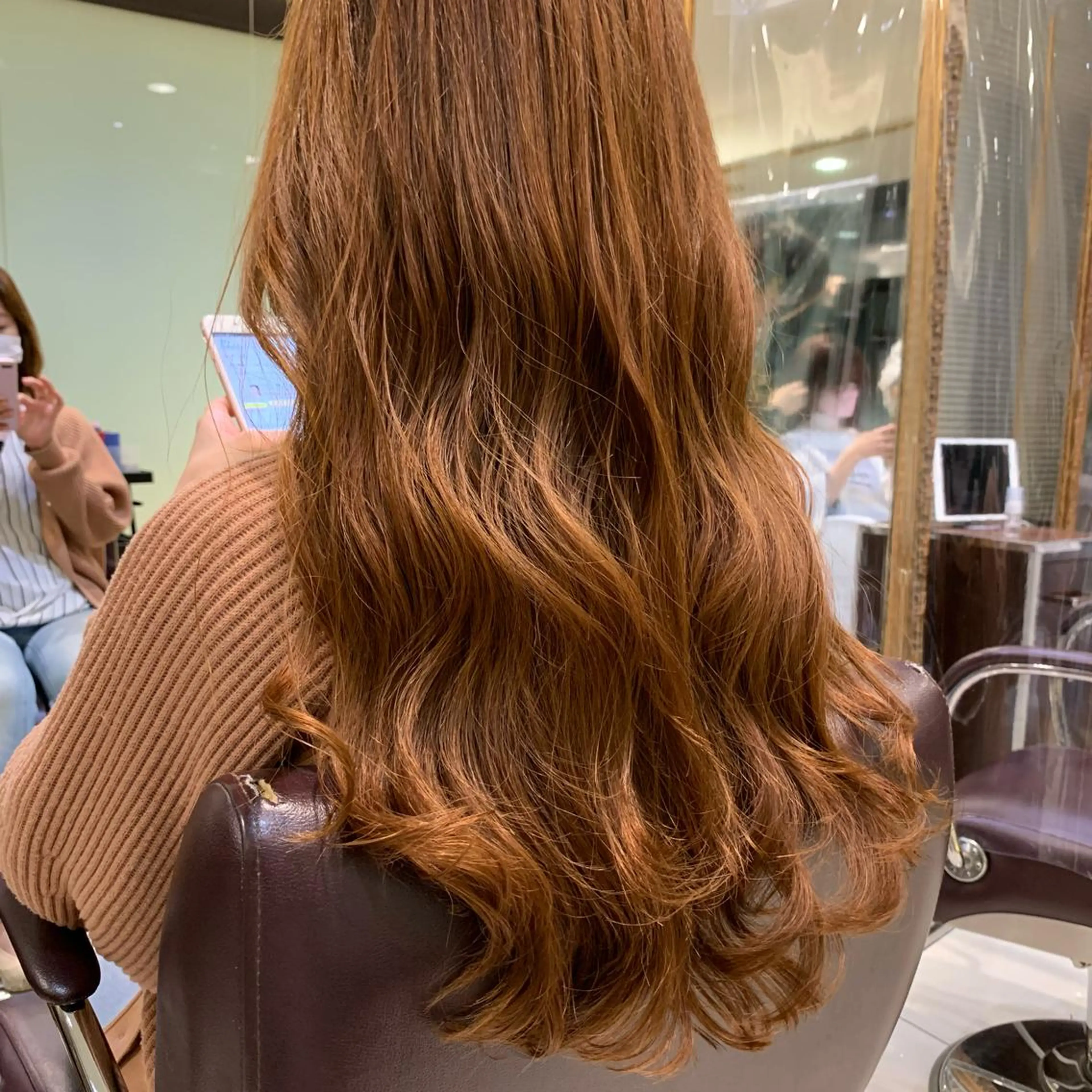 ロング 韓国風ヘア タンバルモリパーマ 礒井メンキのヘアスタイル