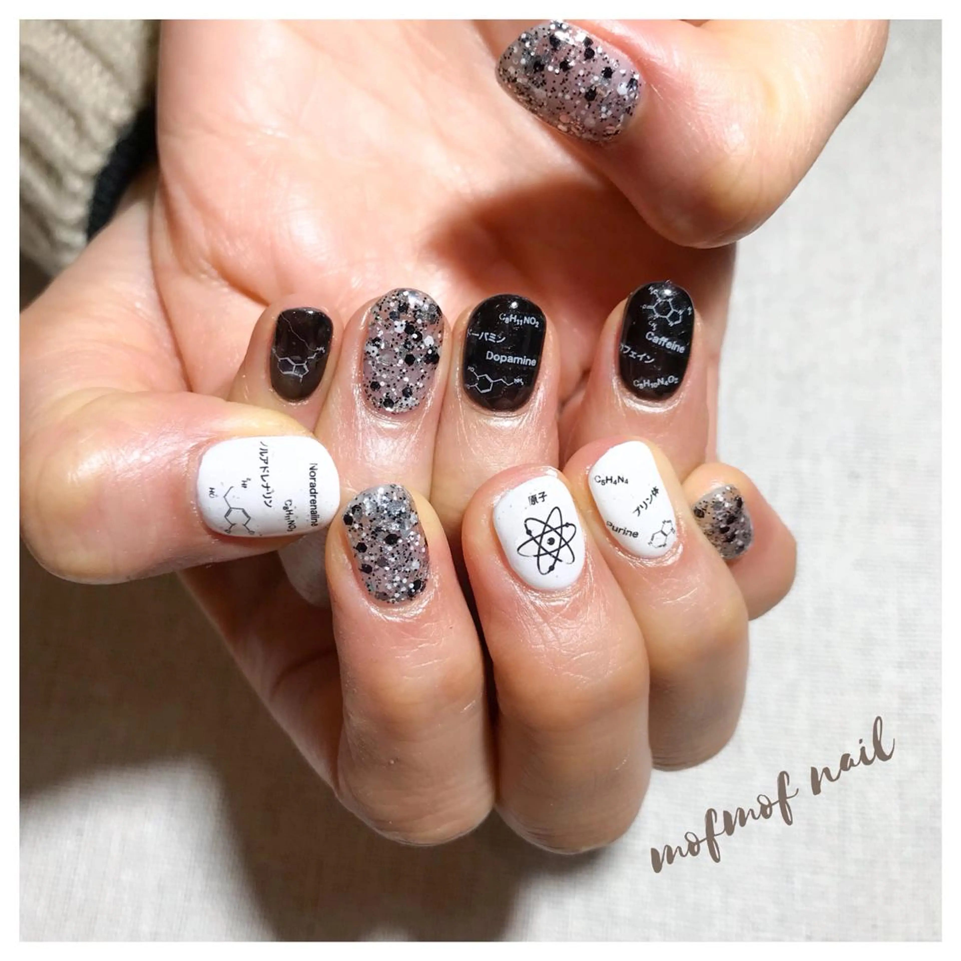 ネイル mofmofnail 🌿shimizuのネイルデザイン