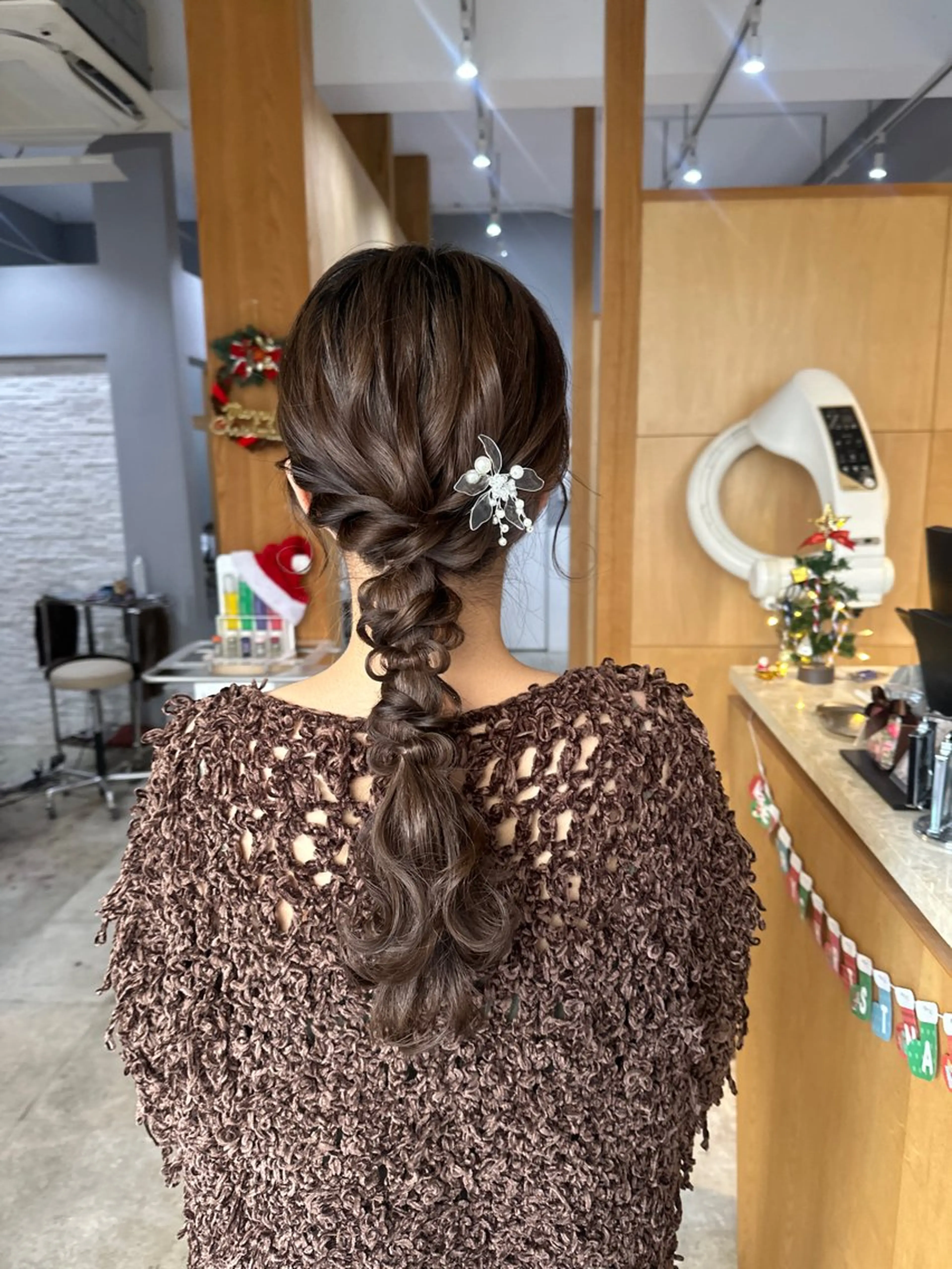 ミディアム miloc MOMOKAのヘアスタイル