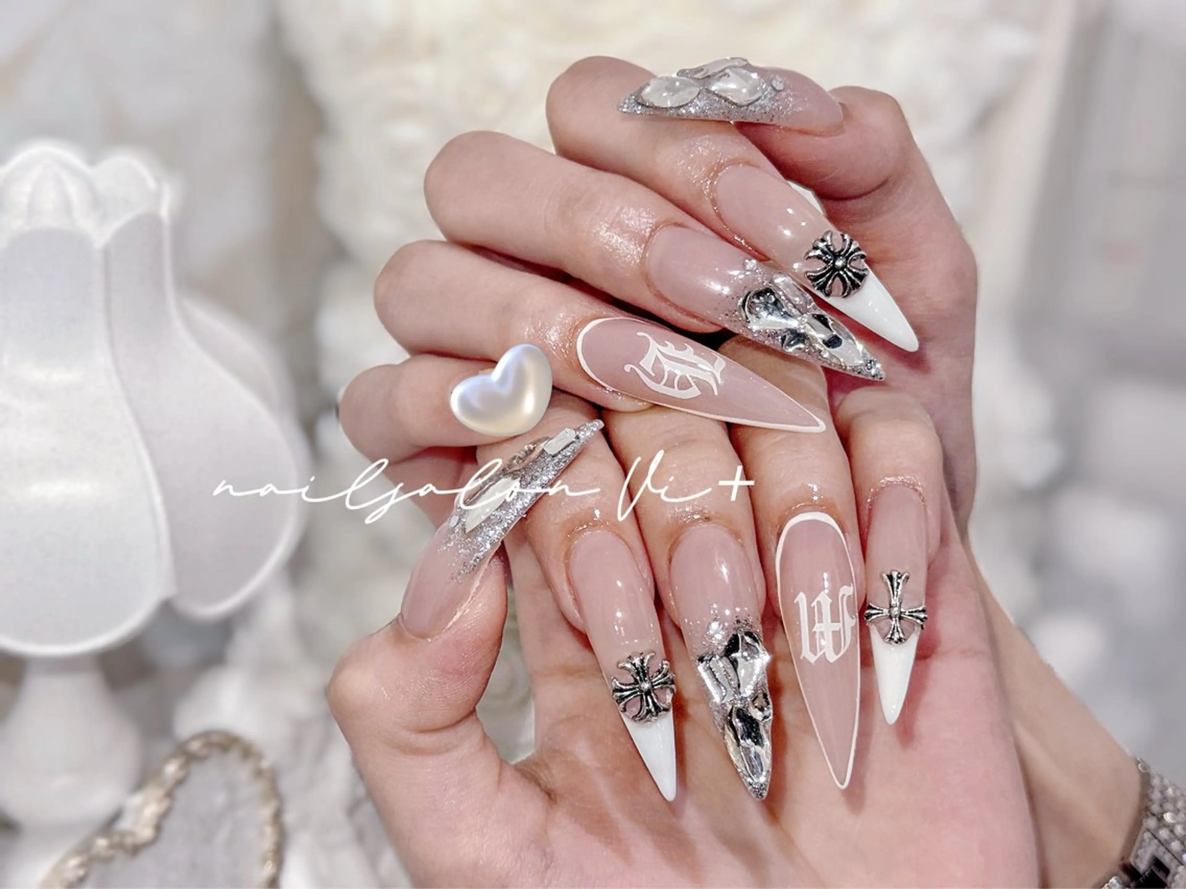 ネイル ハンドネイル ✨Nailsalon Vi+✨のネイルデザイン