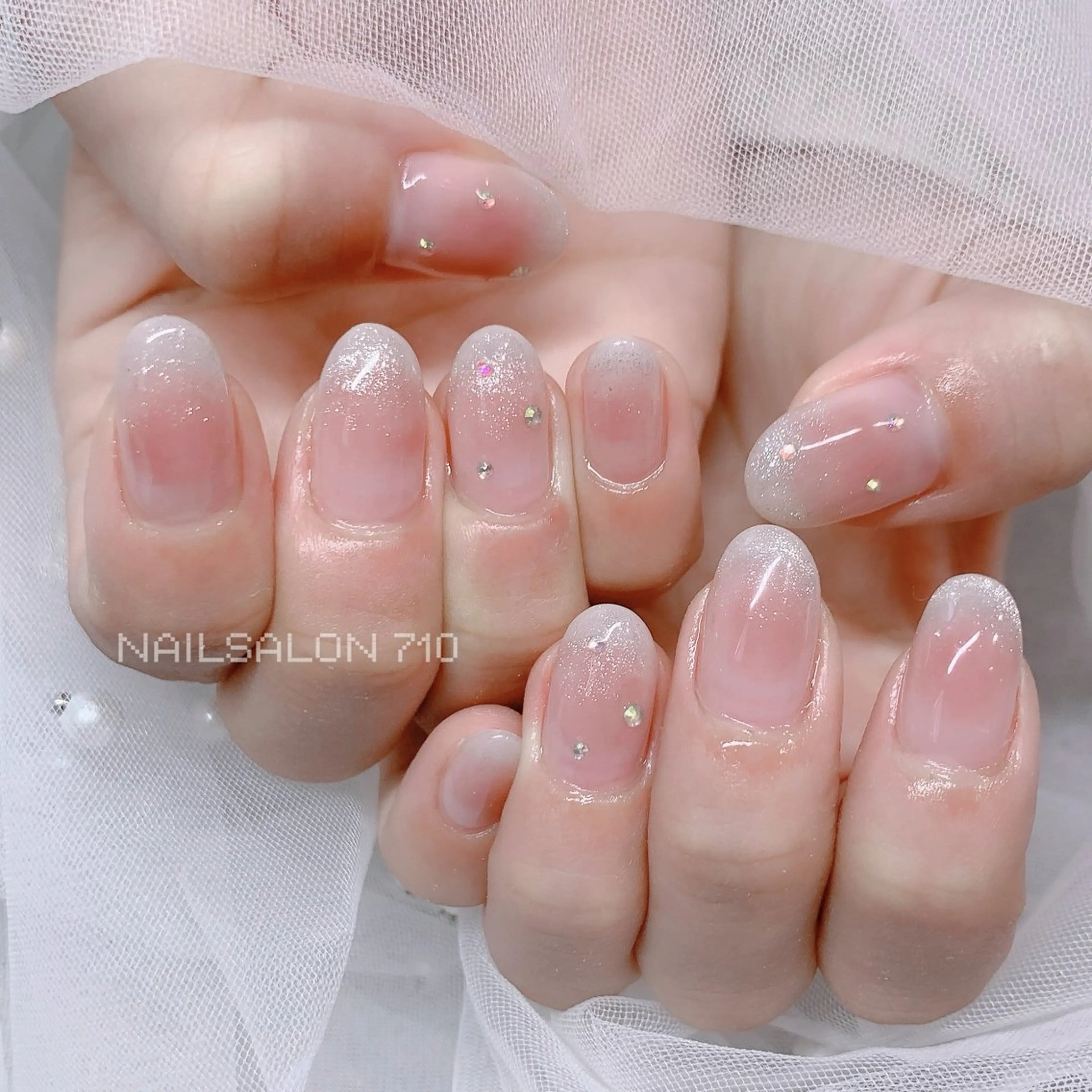 ネイル ハンドネイル フットネイル ナナイチゼロ I.Naoのネイルデザイン