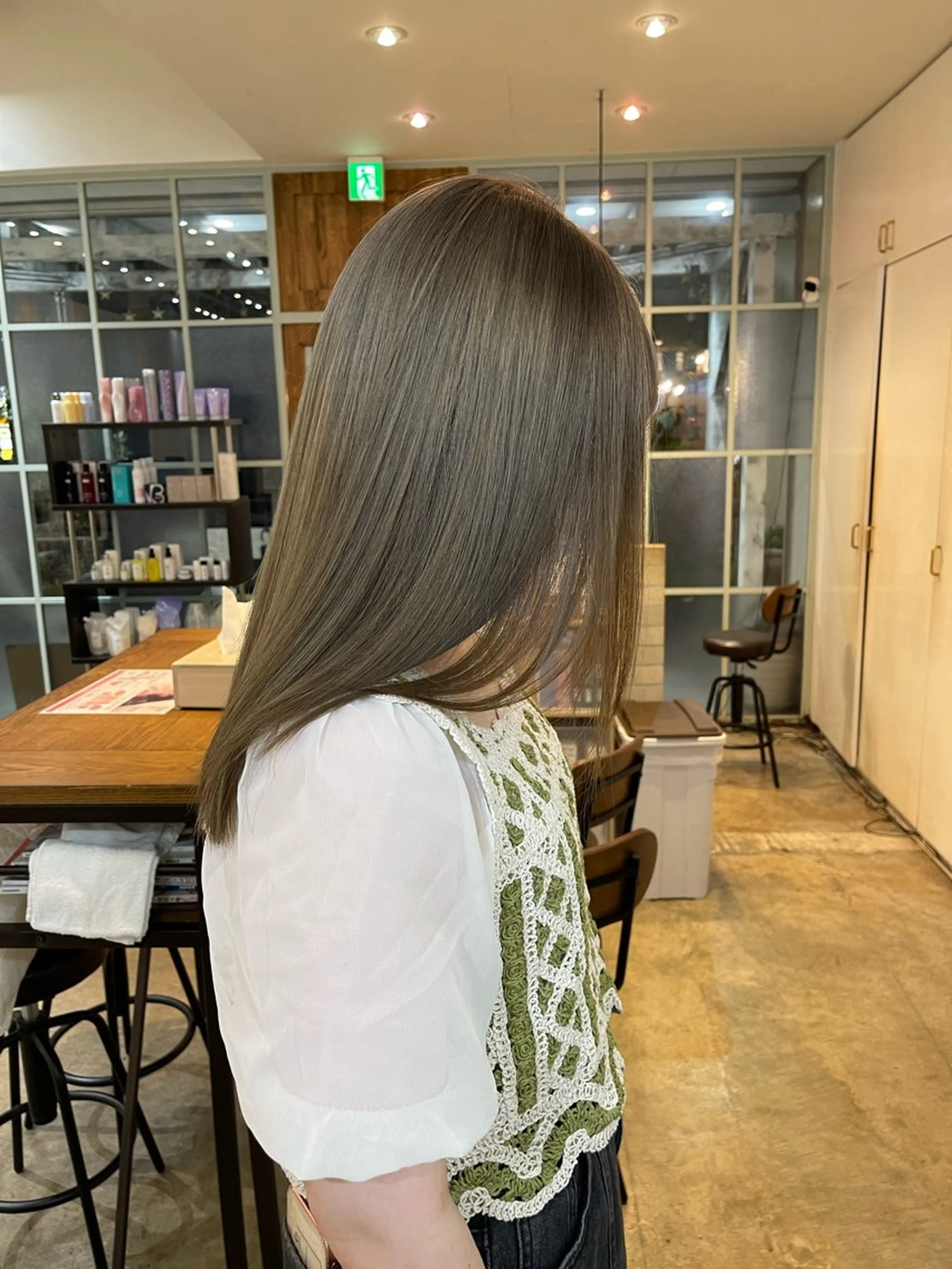 ミディアム カット ヘアカラー TELA HAIR 岩槻店所属・店長 丸山祐輝のヘアスタイル