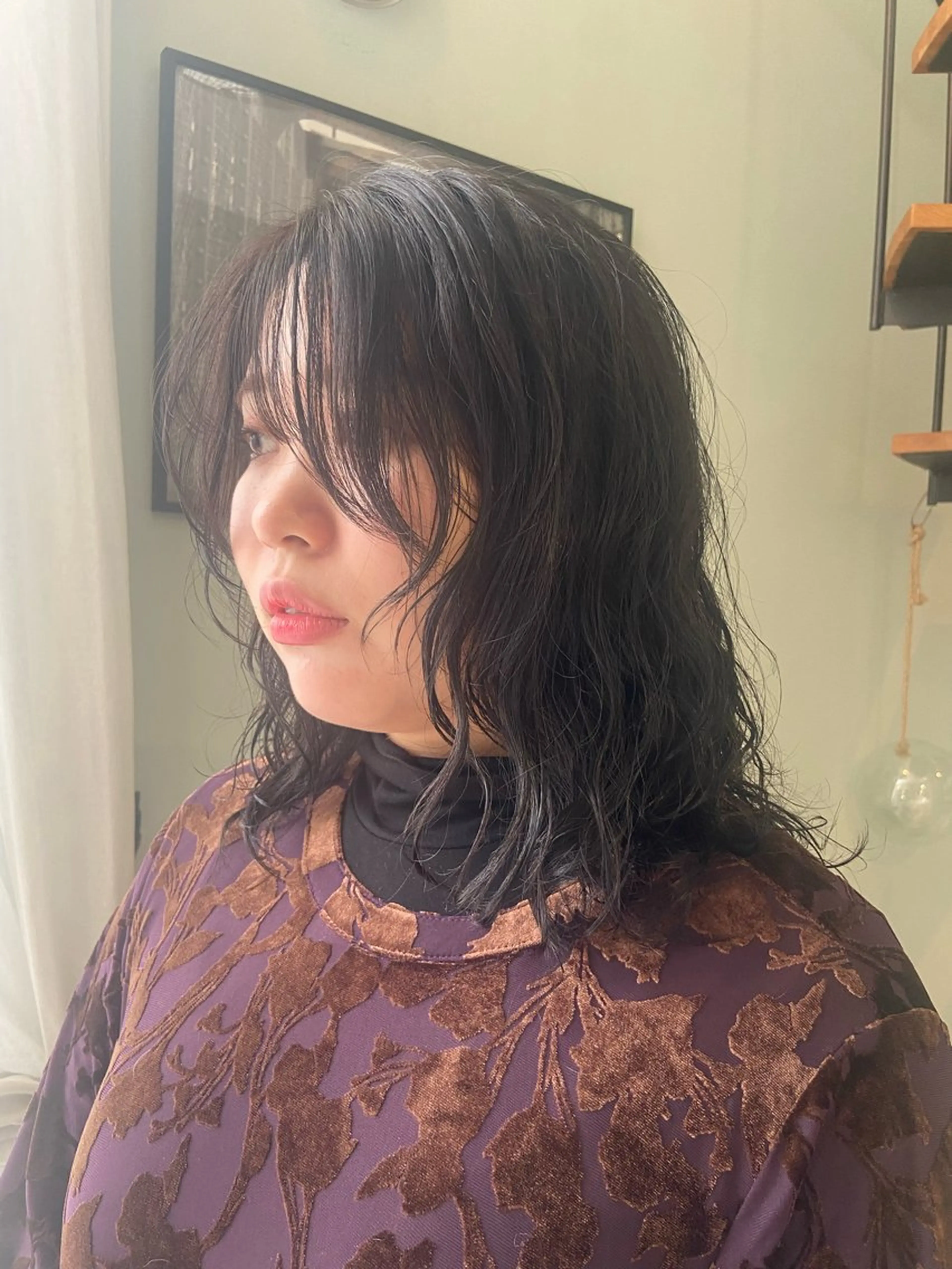 セミロング セミロングパーマ 顔まわりレイヤー レイヤーカット atelier doux dimanche（アトリエ・ドゥー・ディマンシュ）所属・Fukamiレイヤー 透明感カラーのヘアスタイル