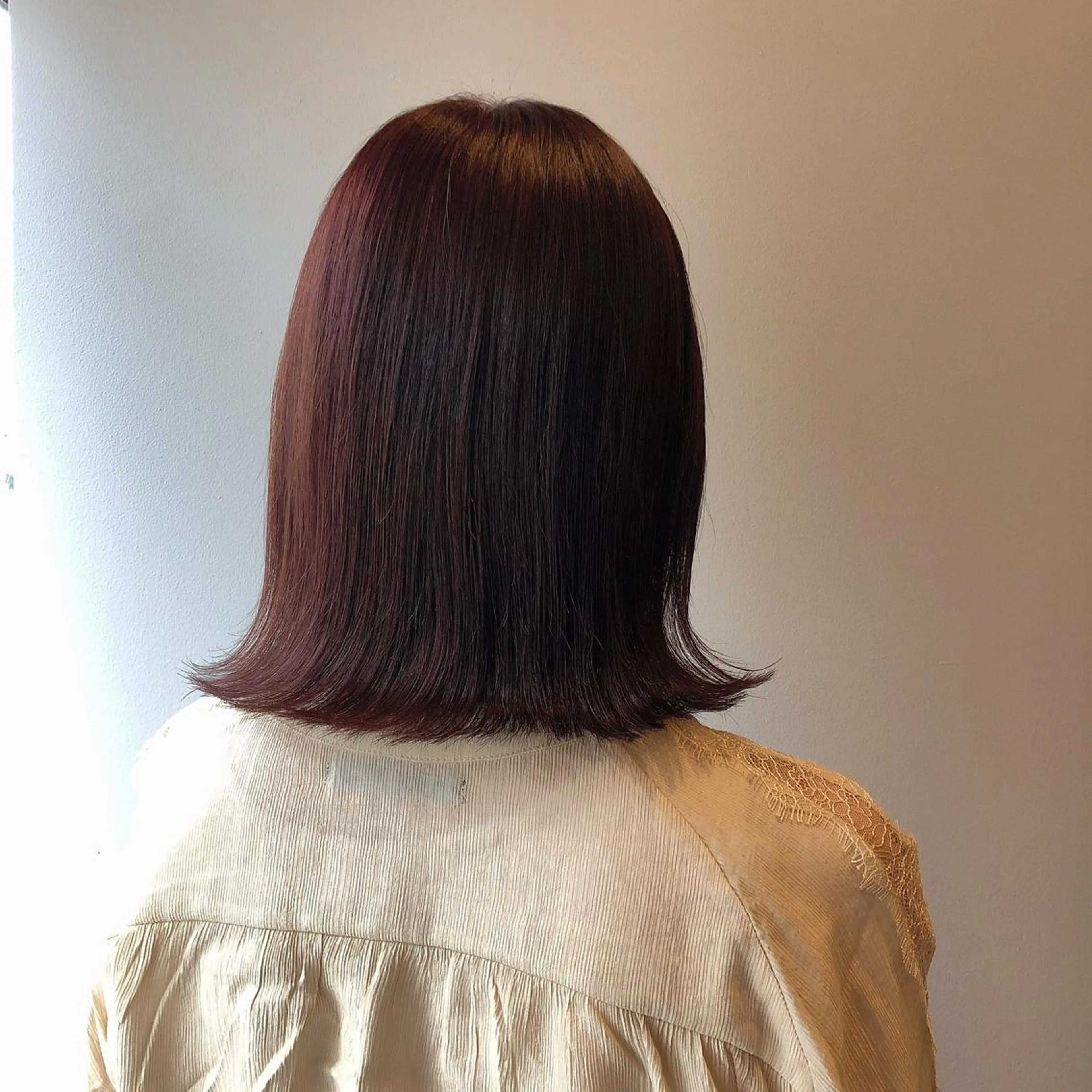 ミディアム カラー レッドカラー ボブ カット ヘアカラー トリートメント mizuki 韓国 ヘア/髪質改善のヘアスタイル