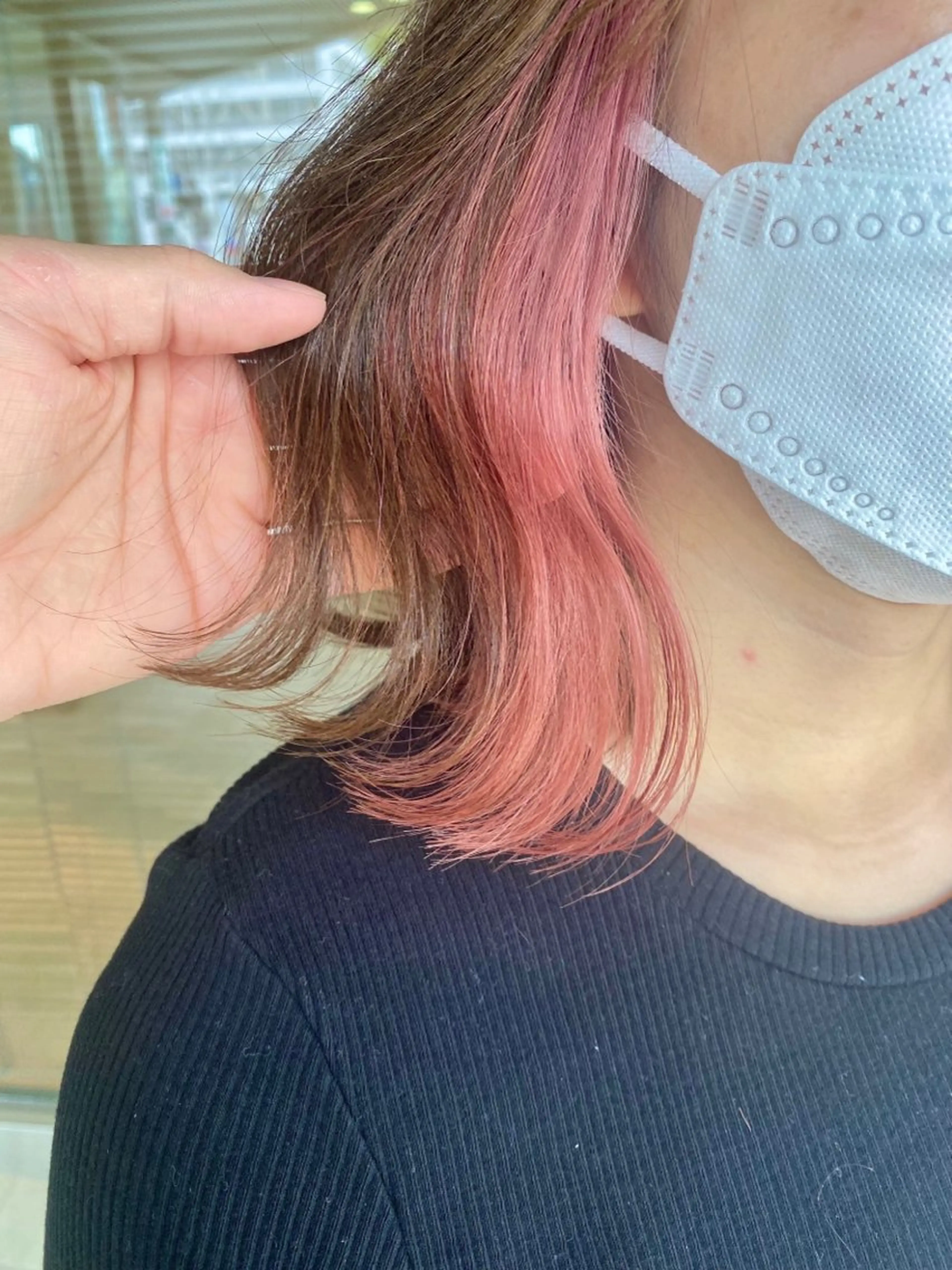 ショート カラー 小町康耀　ボブ /顔周りレイヤーのヘアスタイル