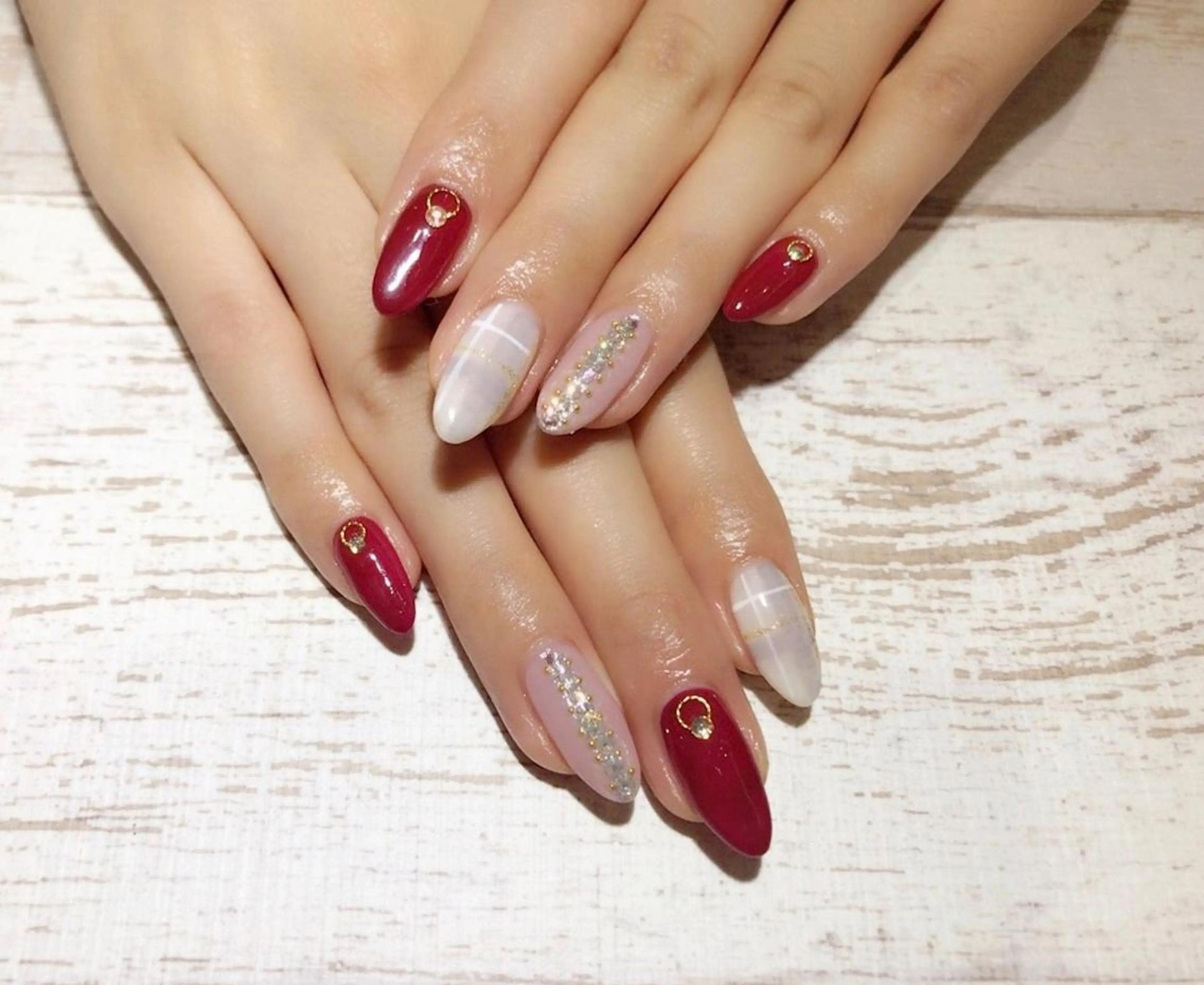 ネイル ボルドー Lino+ ネイル&よもぎ蒸しのネイルデザイン