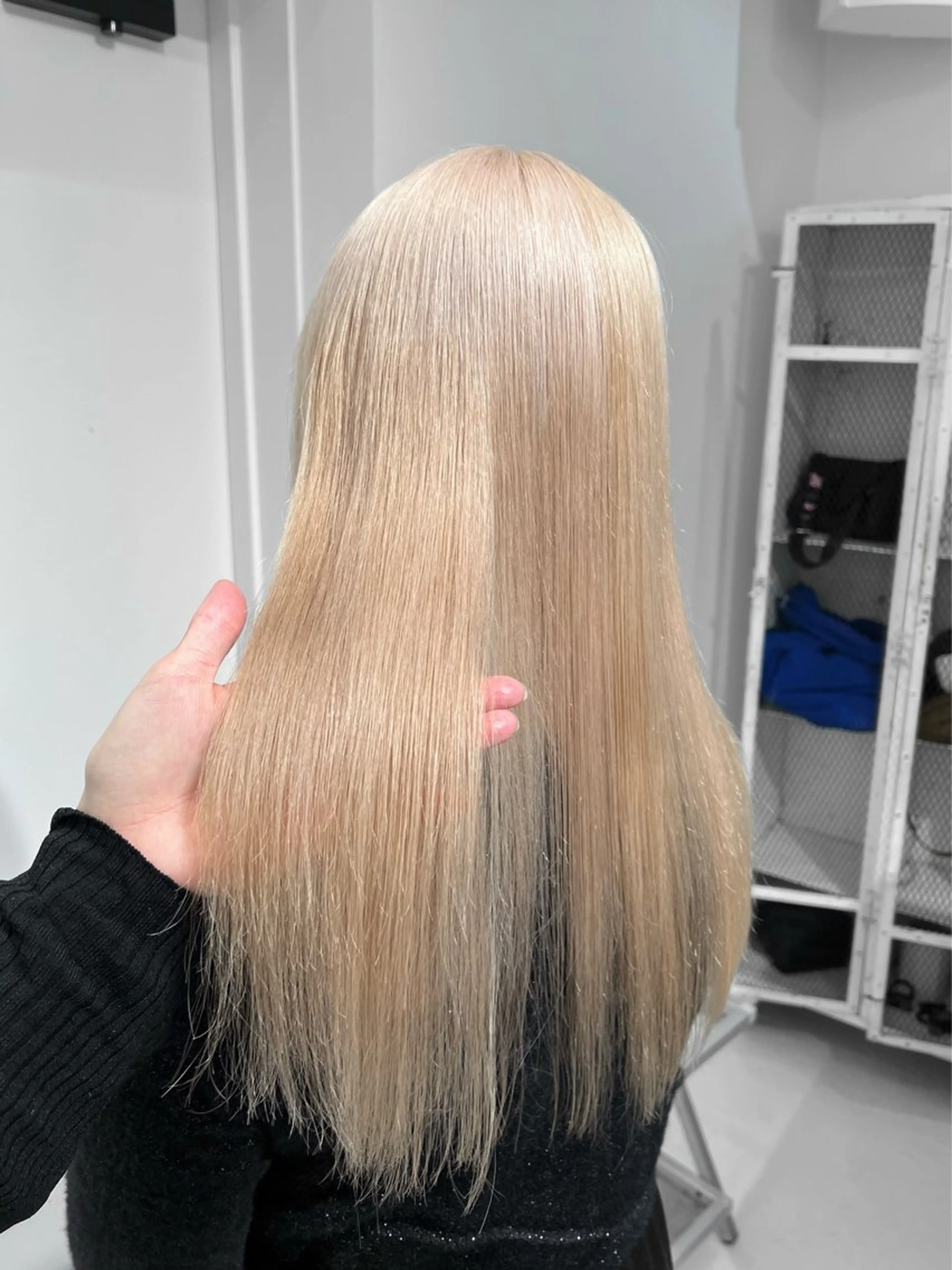 セミロング カラー ブロンド ヘアカラー トリートメント HARU//原宿🤍 リピート率NO.1のヘアスタイル