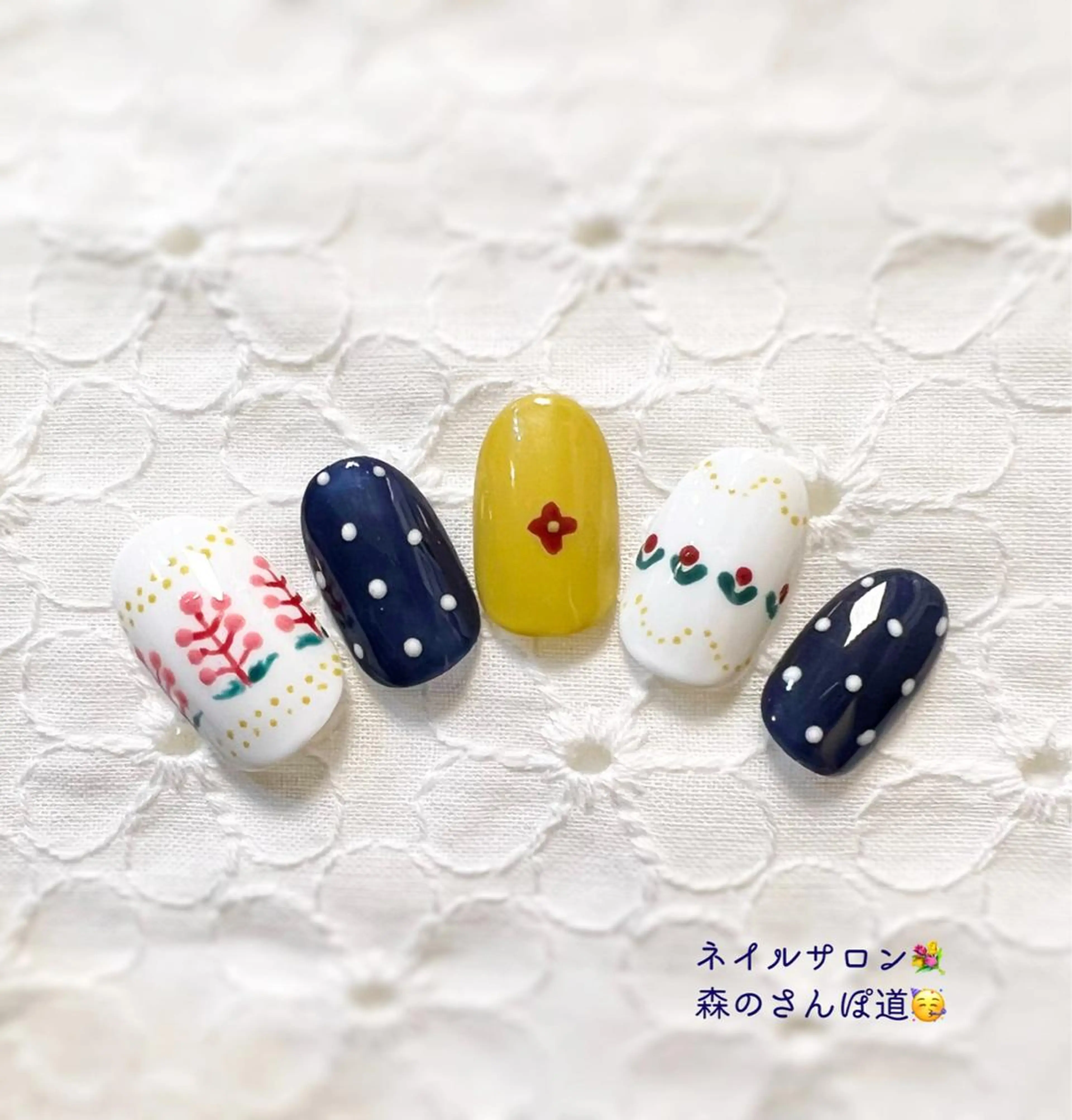 ネイル ハンドネイル 森のさんぽ道所属・ショートネイル 森のさんぽ道のネイルデザイン
