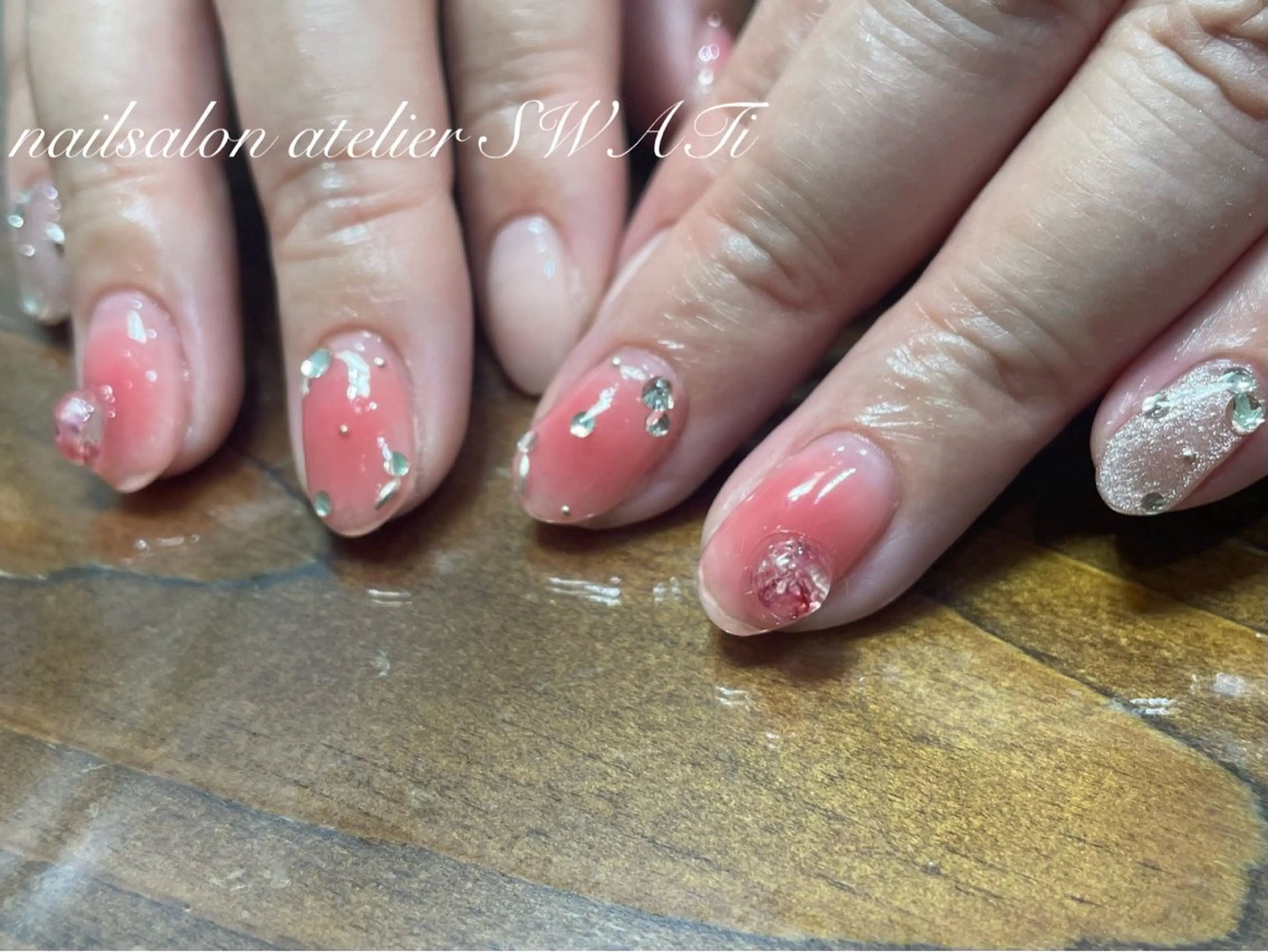 ネイル ヘアーサロン大野所属・nailsalon SWATiのネイルデザイン