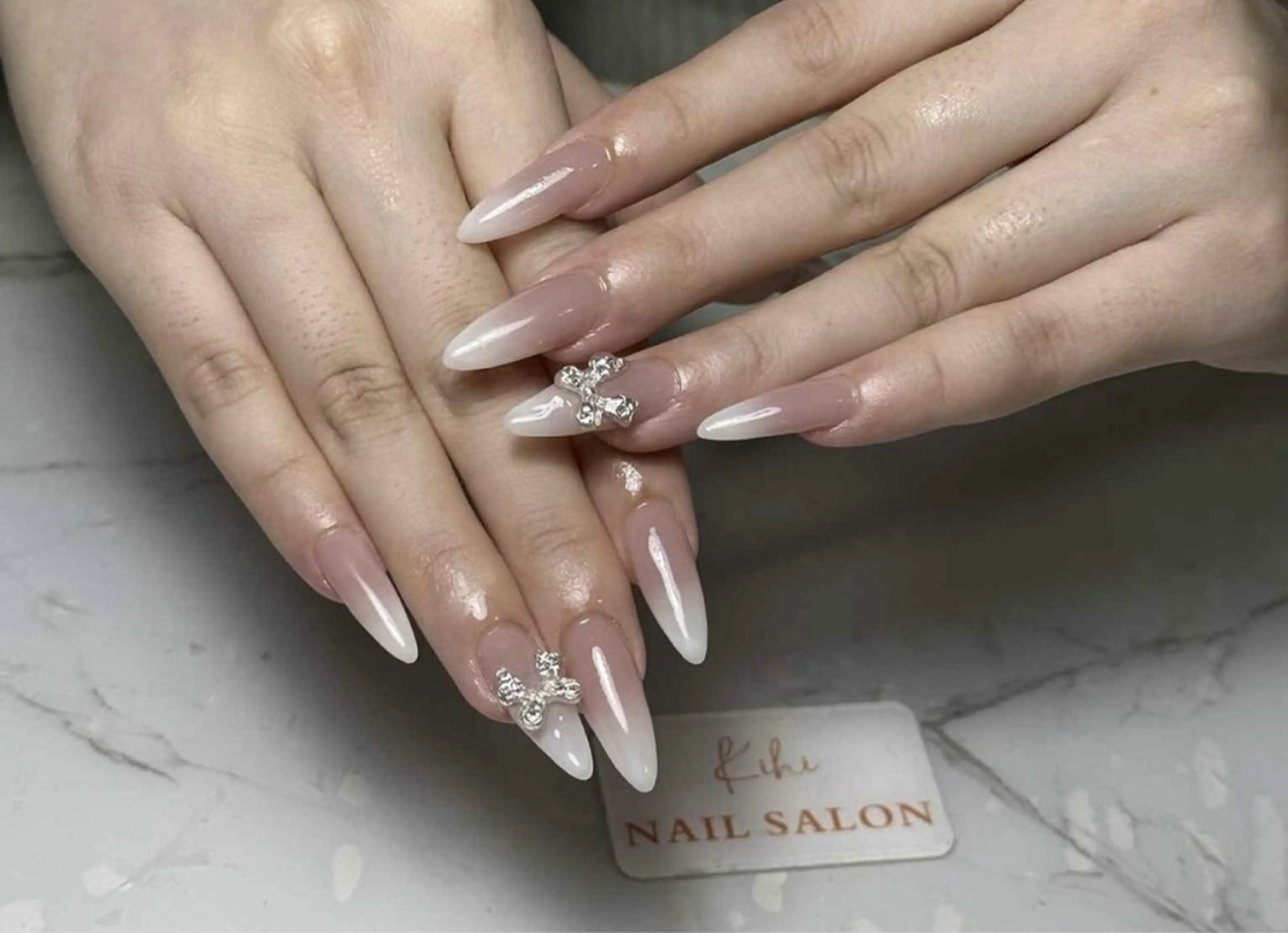 ネイル 林 Yunaのネイルデザイン