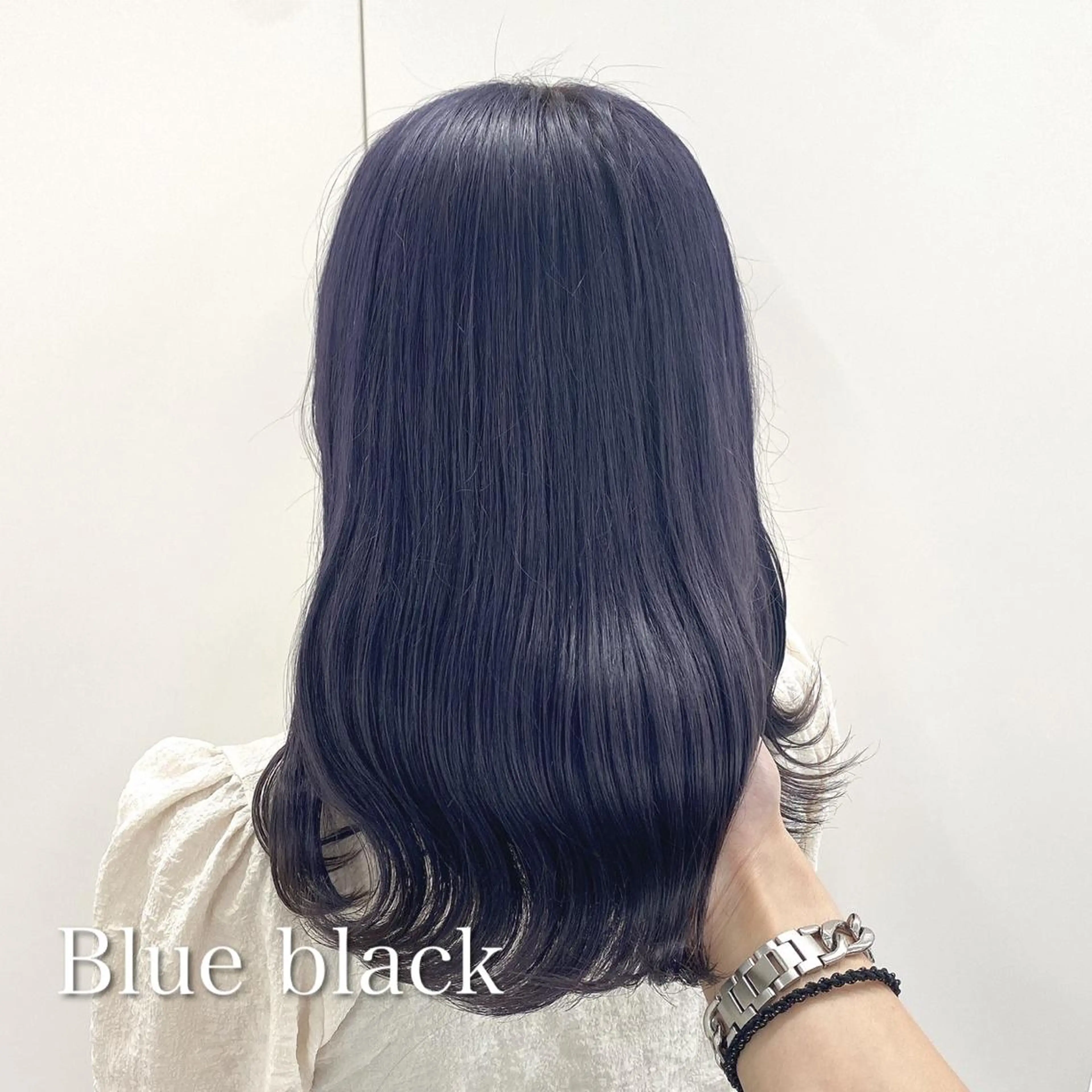 ミディアム カラー 韓国レイヤー ハッシュカットのヘアスタイル