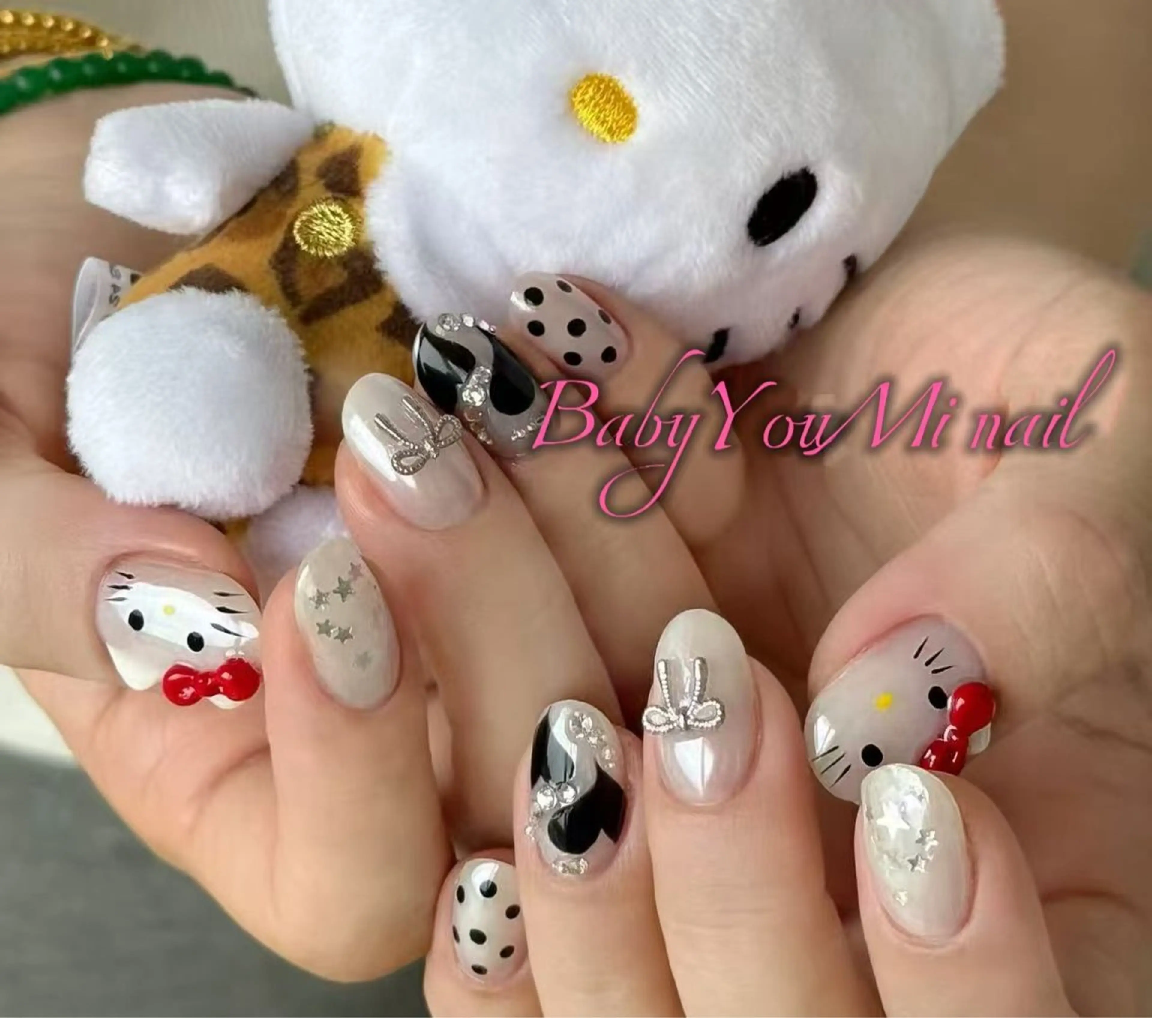 ネイル オーロラネイル 成人式 フットネイル フレンチネイル ジェルネイル ハンドネイル Oomiya 服部のネイルデザイン