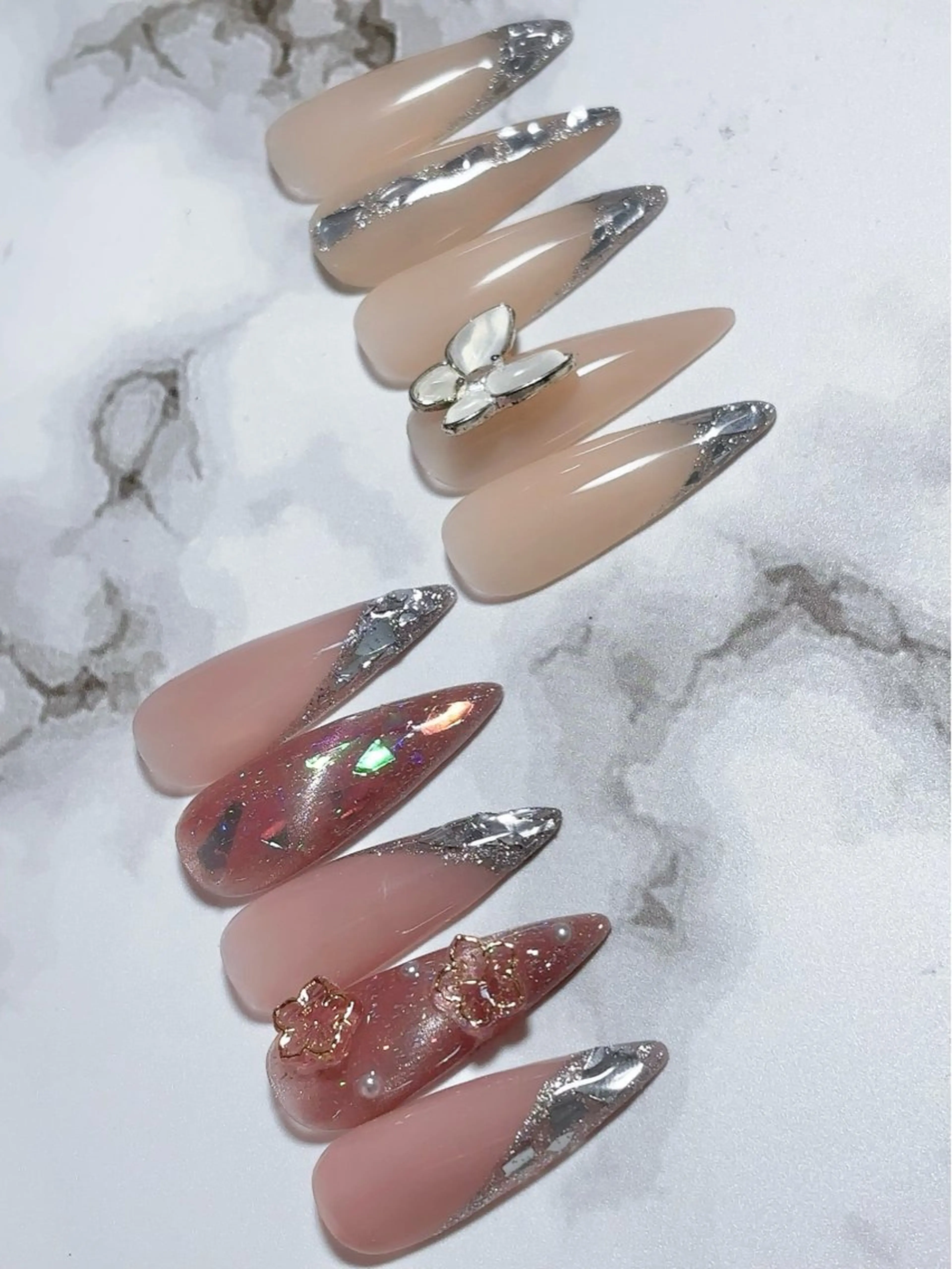 ネイル ハンドネイル 🦋Kiyomi. 🦋のネイルデザイン