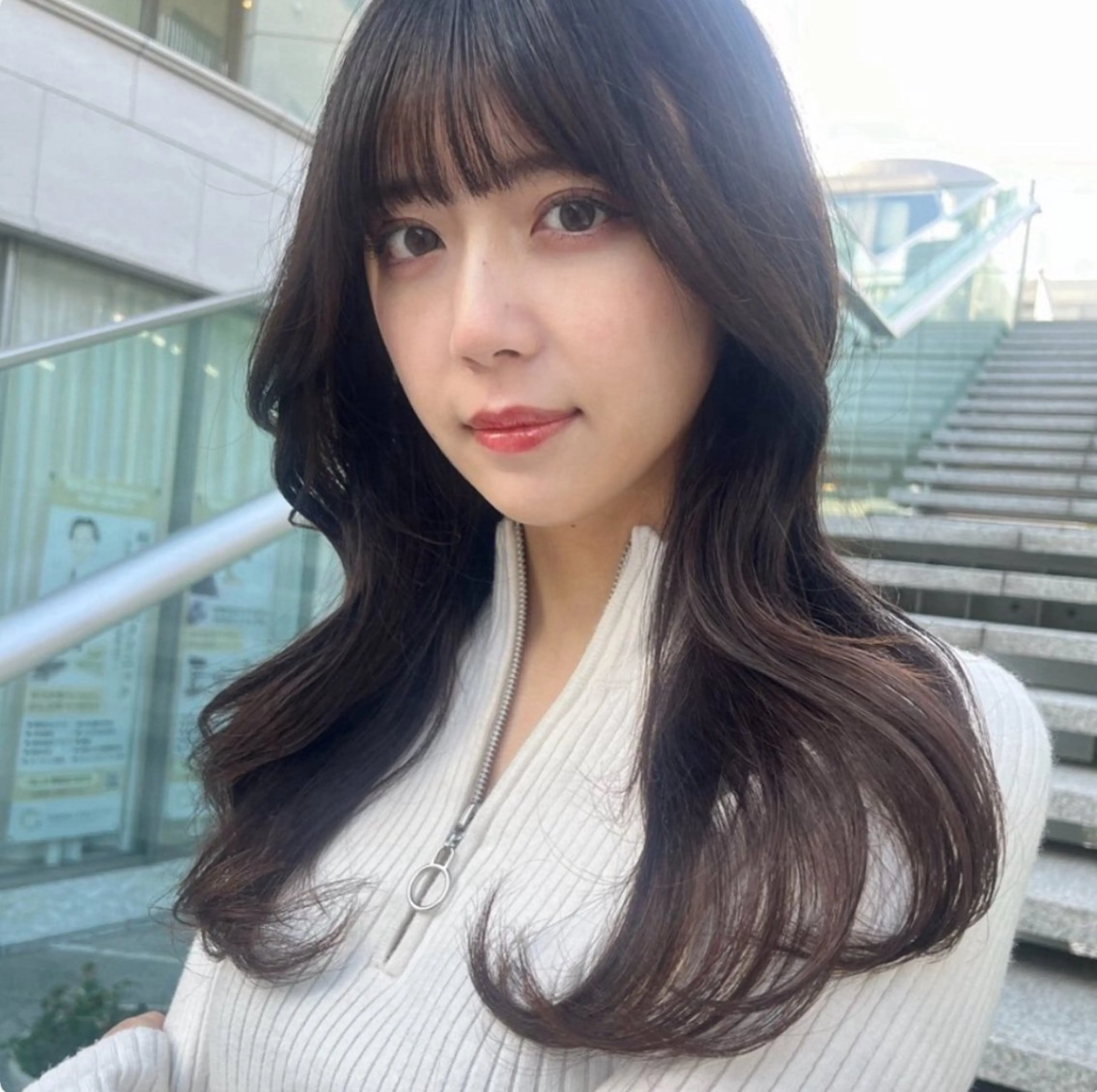 ロング カラー 🫧うる艶トレンド 🫧透明感カラーのヘアスタイル